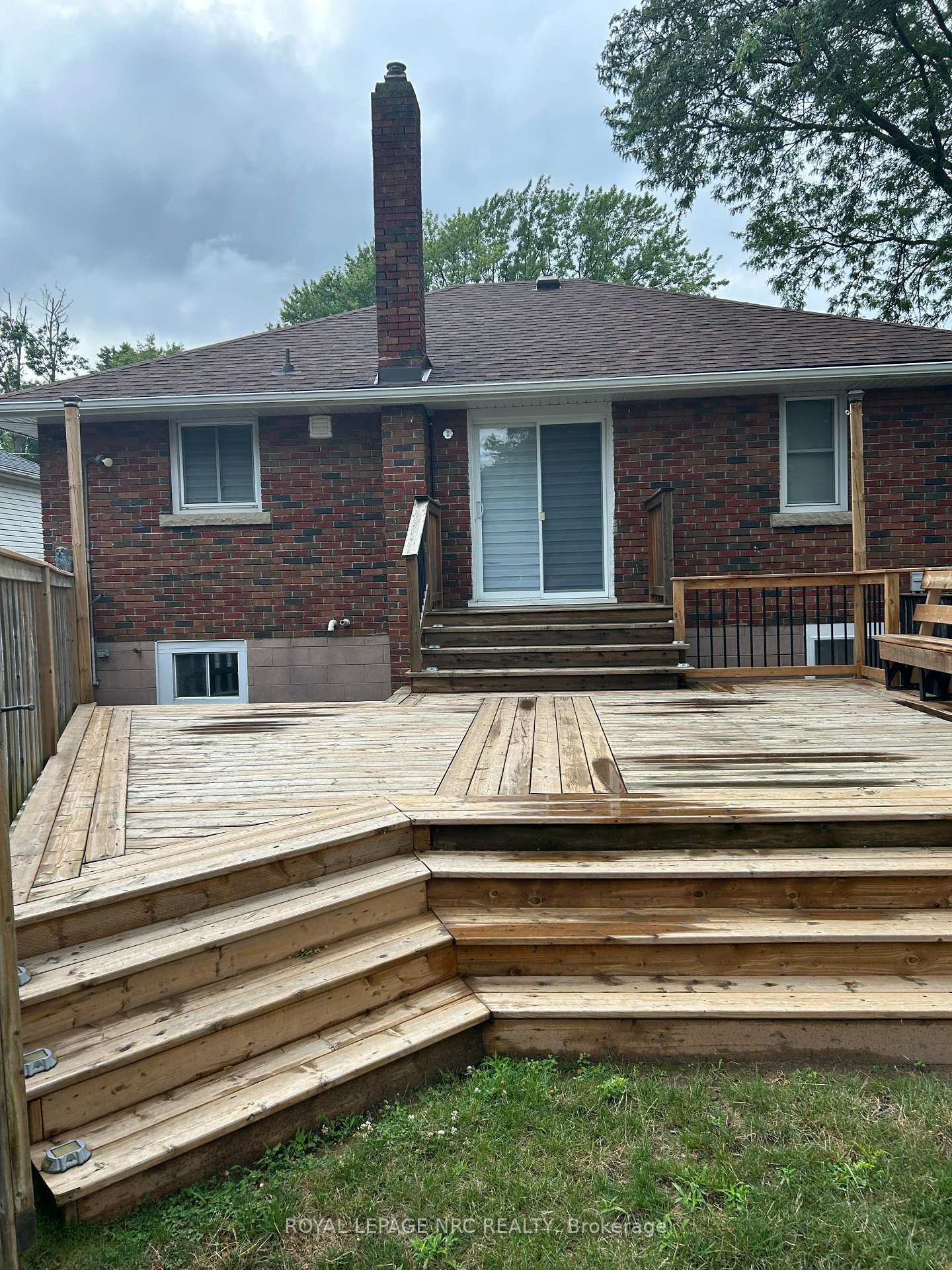 Photo 13 of 2862 Dorchester Road, Niagara Falls, Stamford — HOMEH