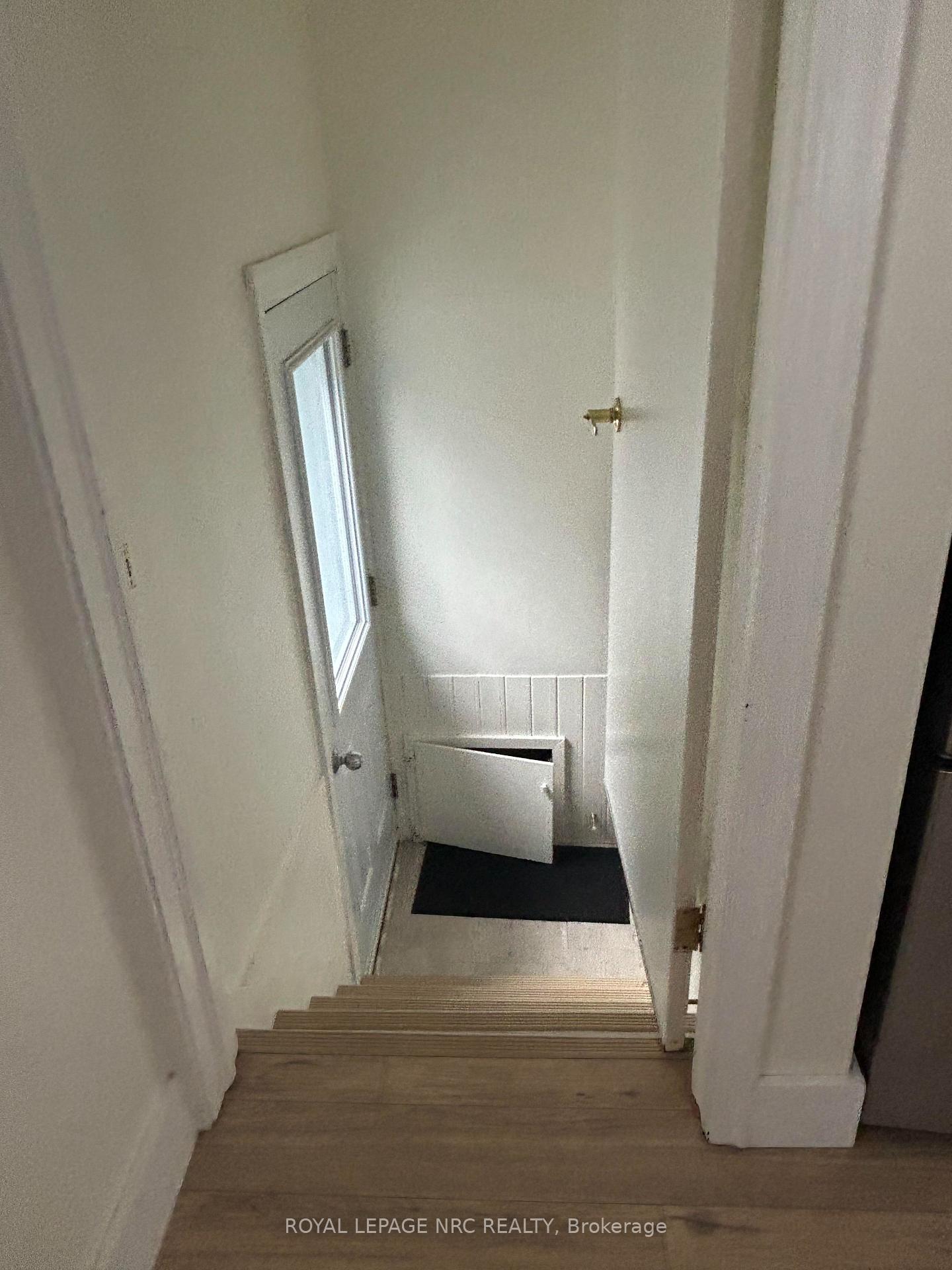 Photo 14 of 2862 Dorchester Road, Niagara Falls, Stamford — HOMEH