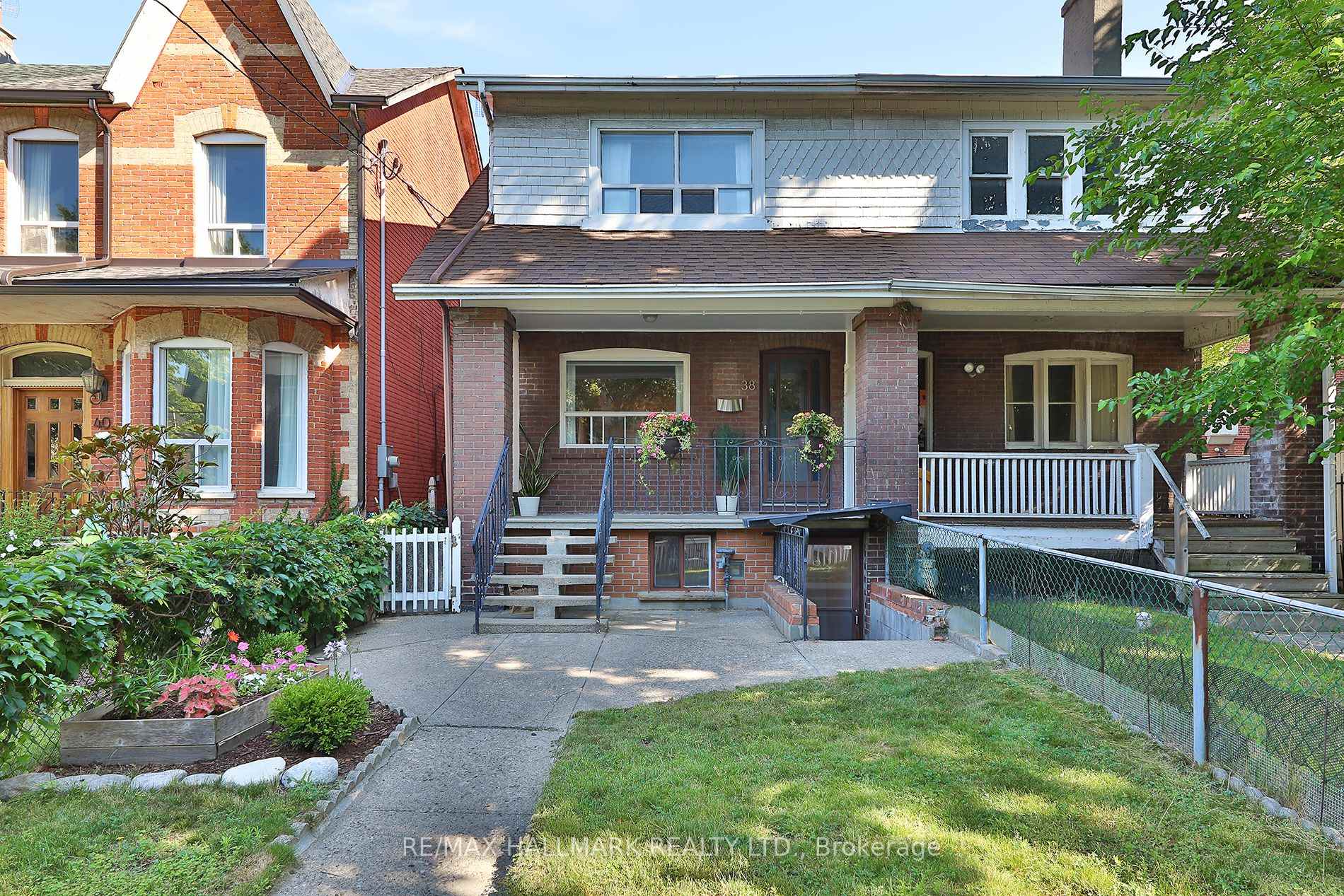 Photo 1 of 38 Halton Street, Toronto, Trinity-Bellwoods — HOMEH