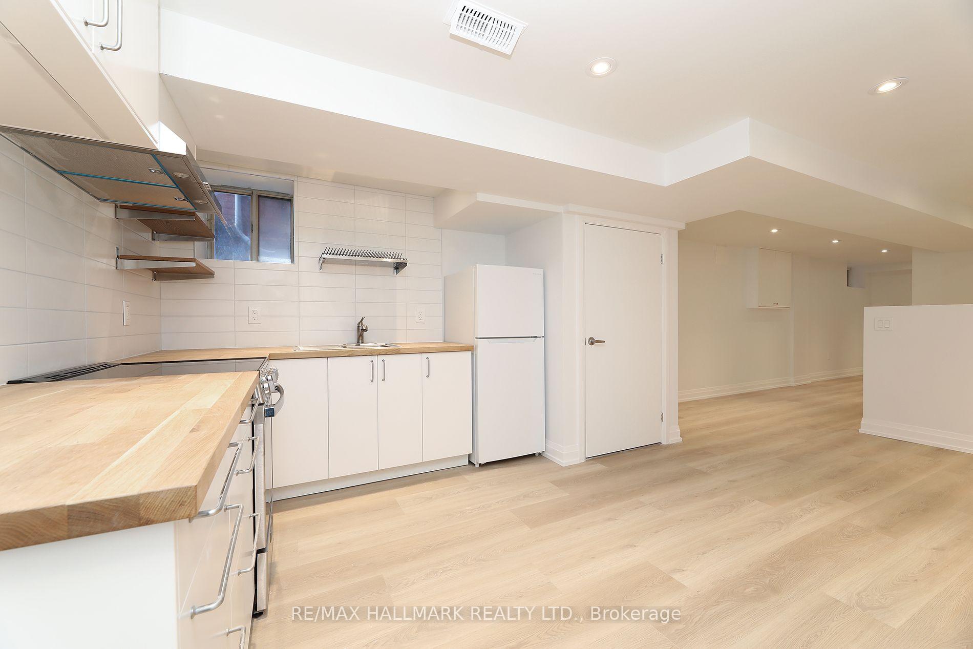 Photo 2 of 38 Halton Street, Toronto, Trinity-Bellwoods — HOMEH