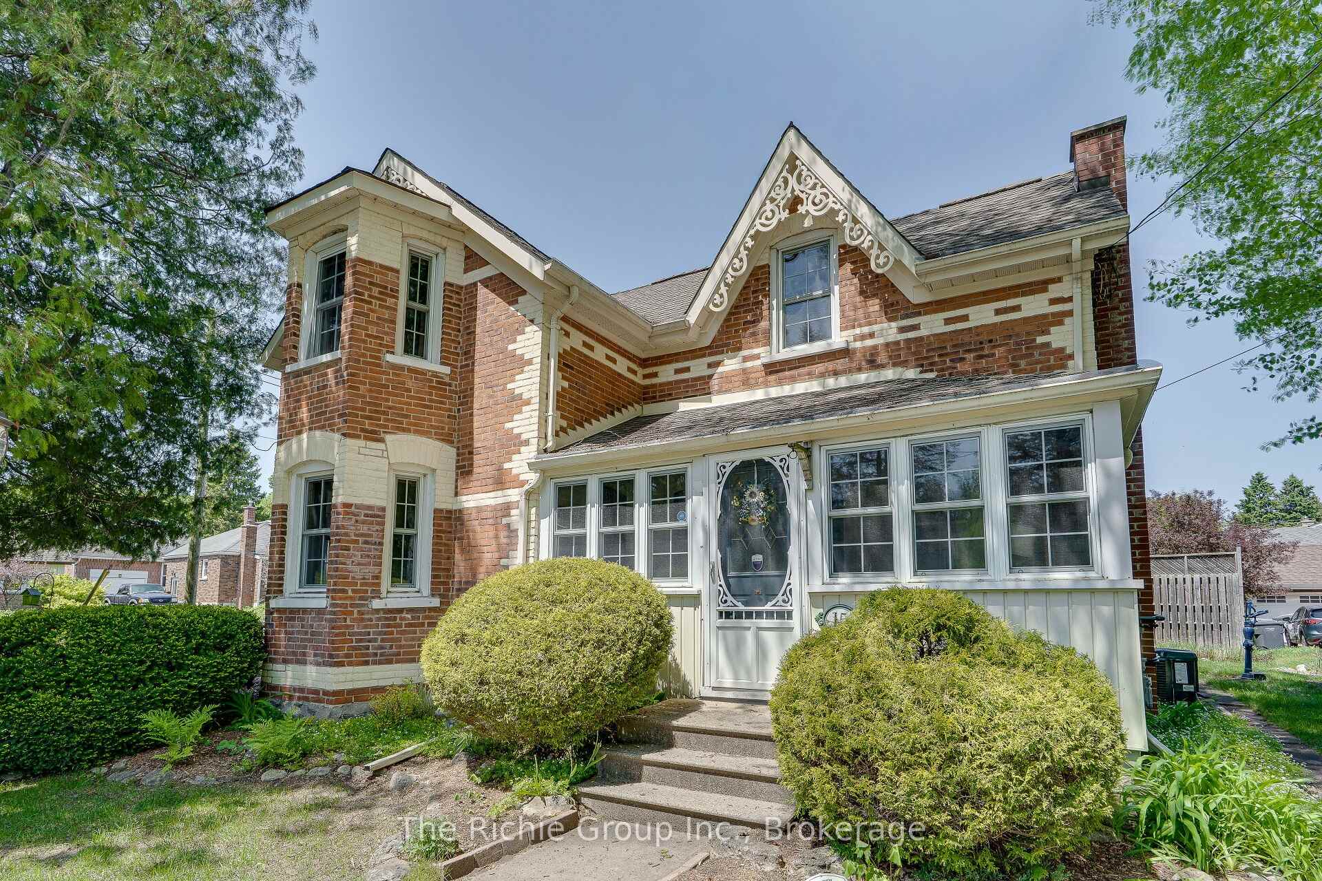 Photo 3 of 15 Emma Street, Caledon, Caledon East — HOMEH