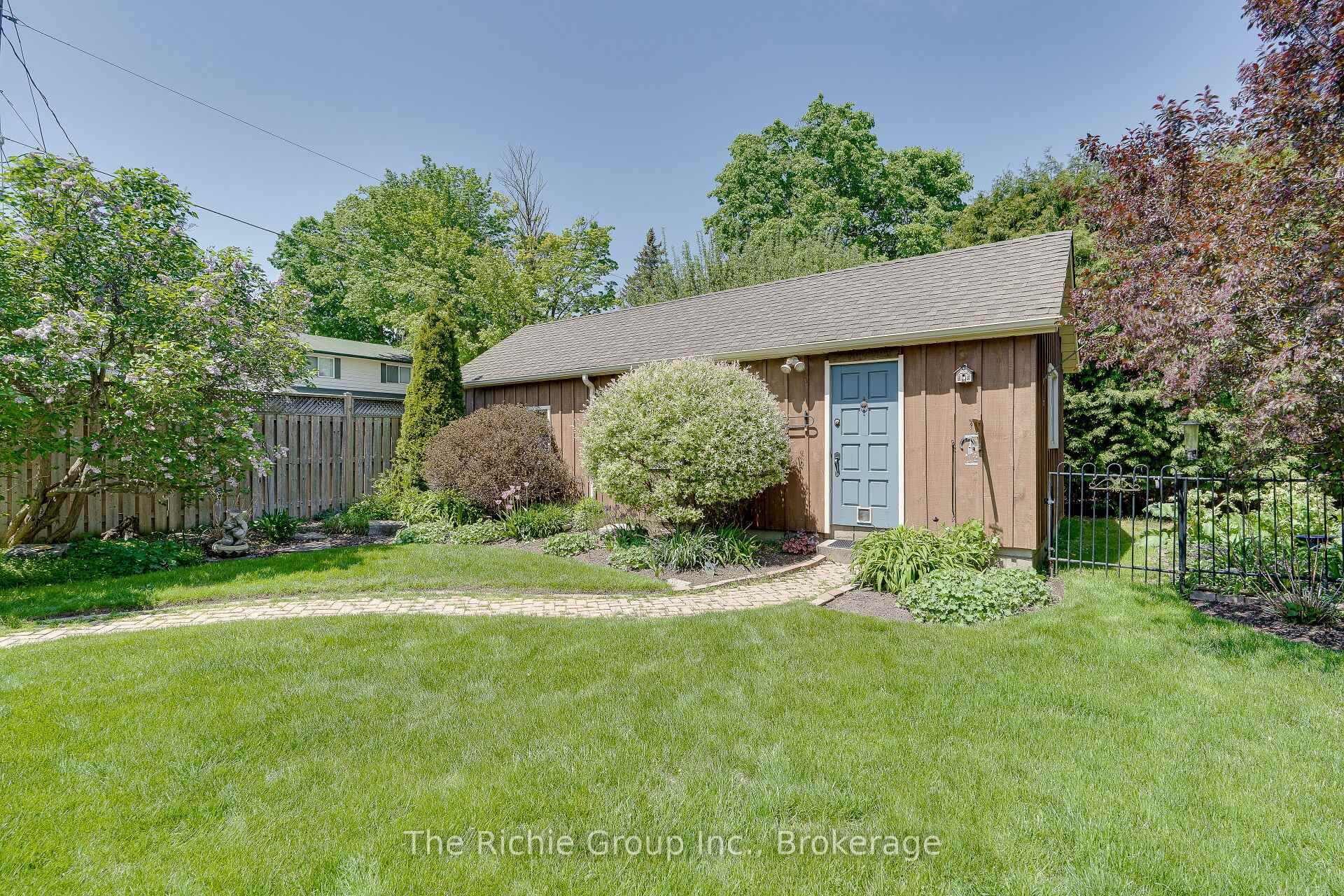 Photo 38 of 15 Emma Street, Caledon, Caledon East — HOMEH