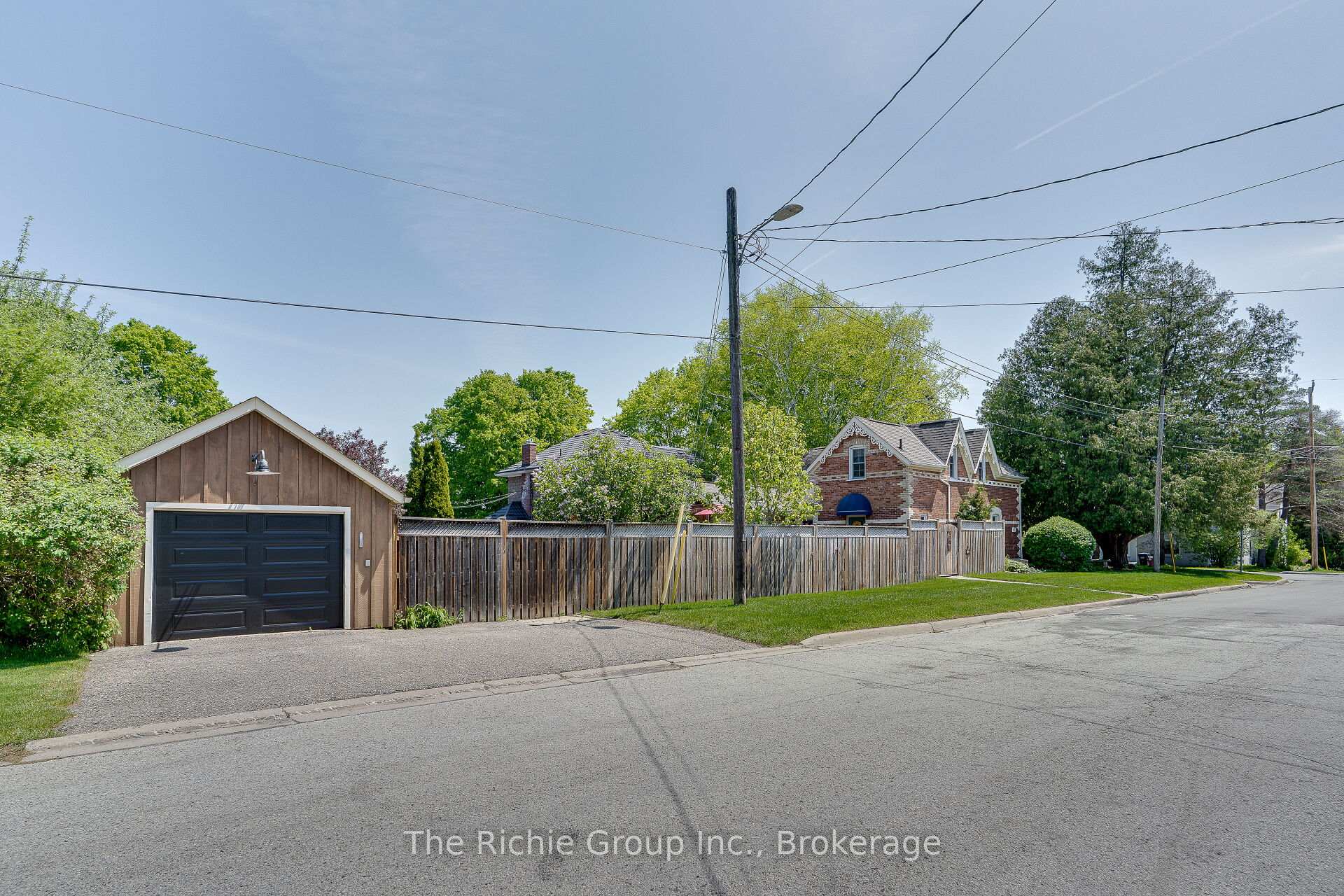 Photo 39 of 15 Emma Street, Caledon, Caledon East — HOMEH