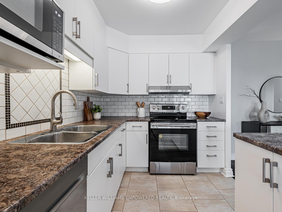 Photo 12 of Unit 1309, 240 Scarlett Road, Toronto, Rockcliffe-Smythe — HOMEH
