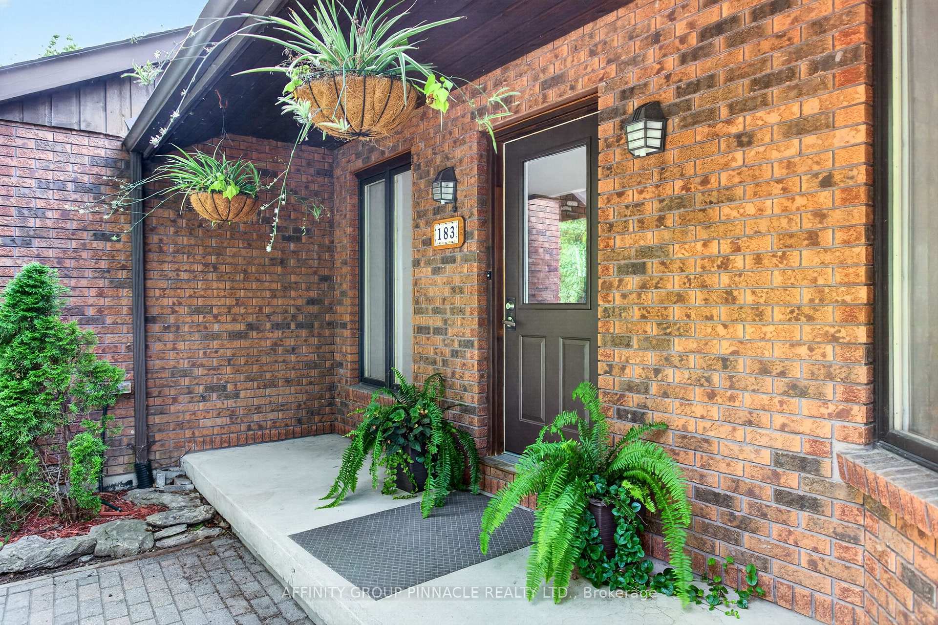 Photo 4 of 183 Louisa Street, Kawartha Lakes, Fenelon Falls — HOMEH