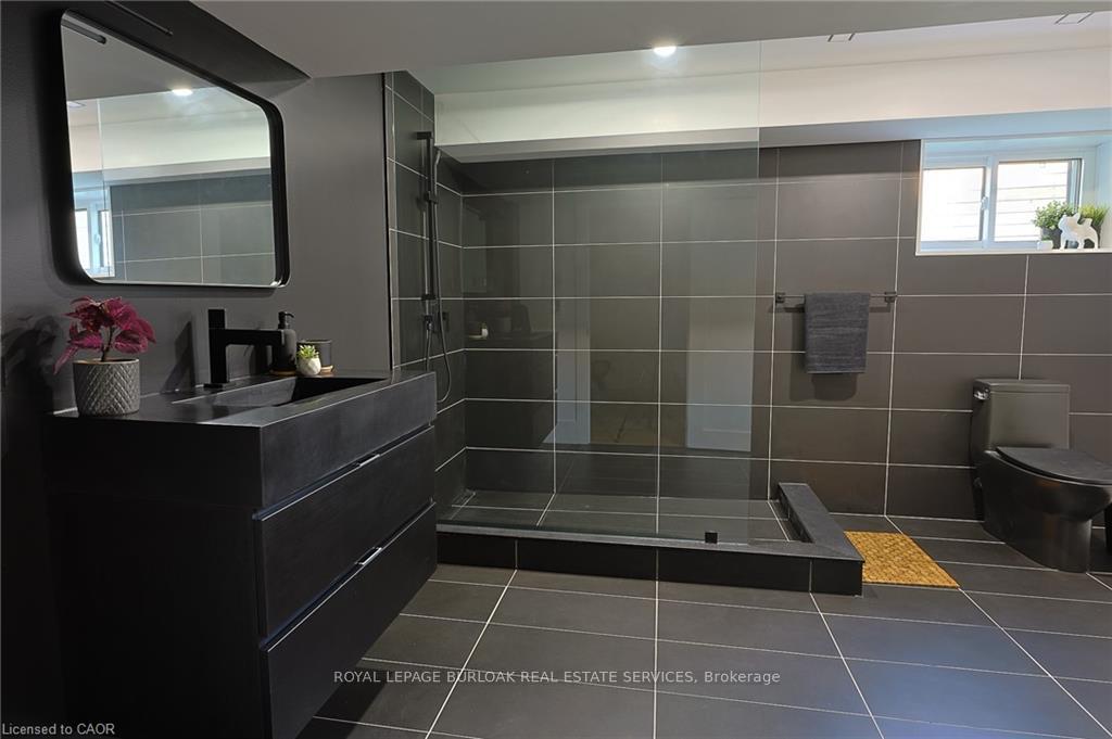 Photo 37 of 5427 Anthony Place, Burlington, Appleby — HOMEH