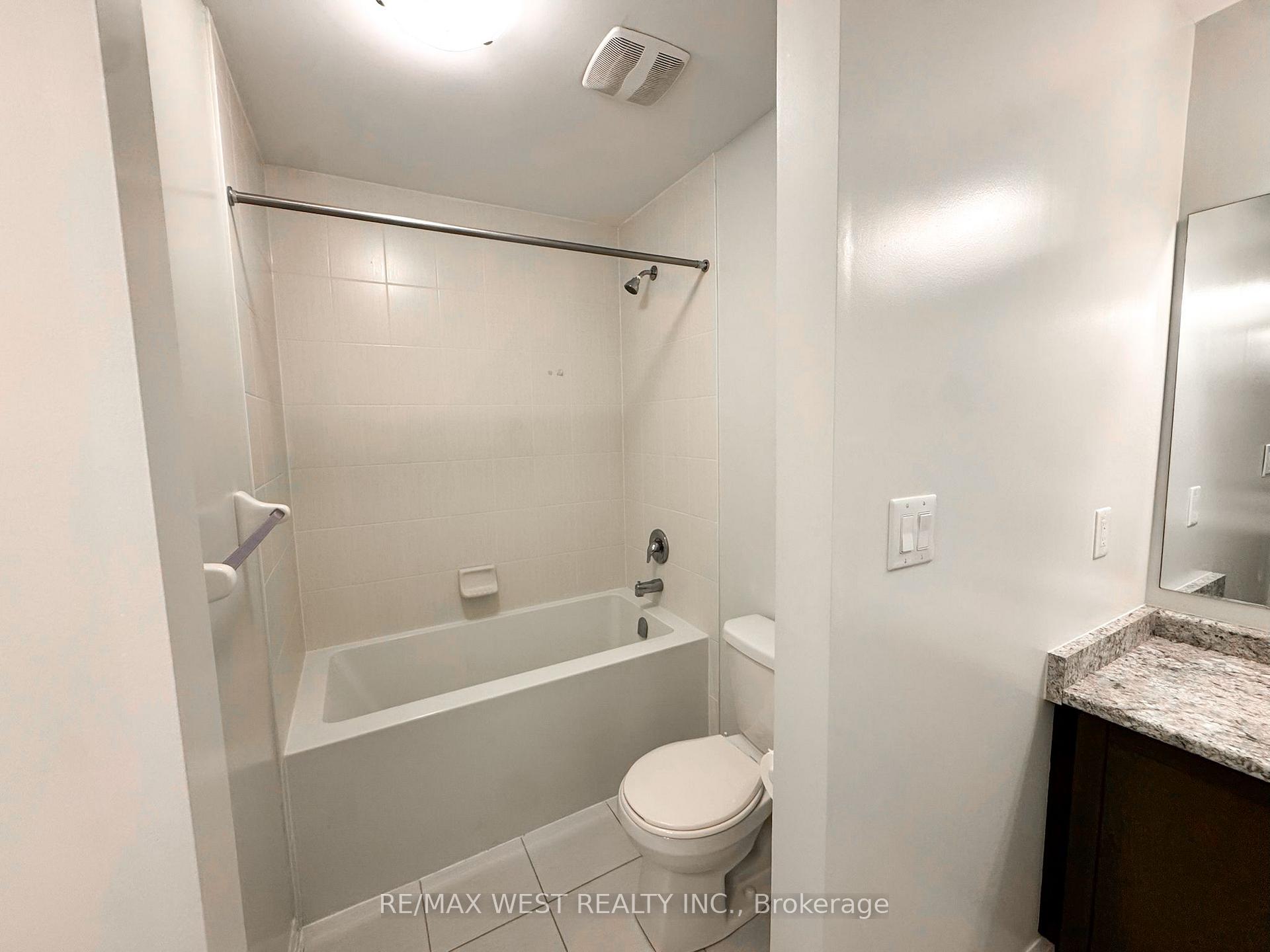 Photo 8 of 186 Parkinson Crescent, Orangeville — HOMEH