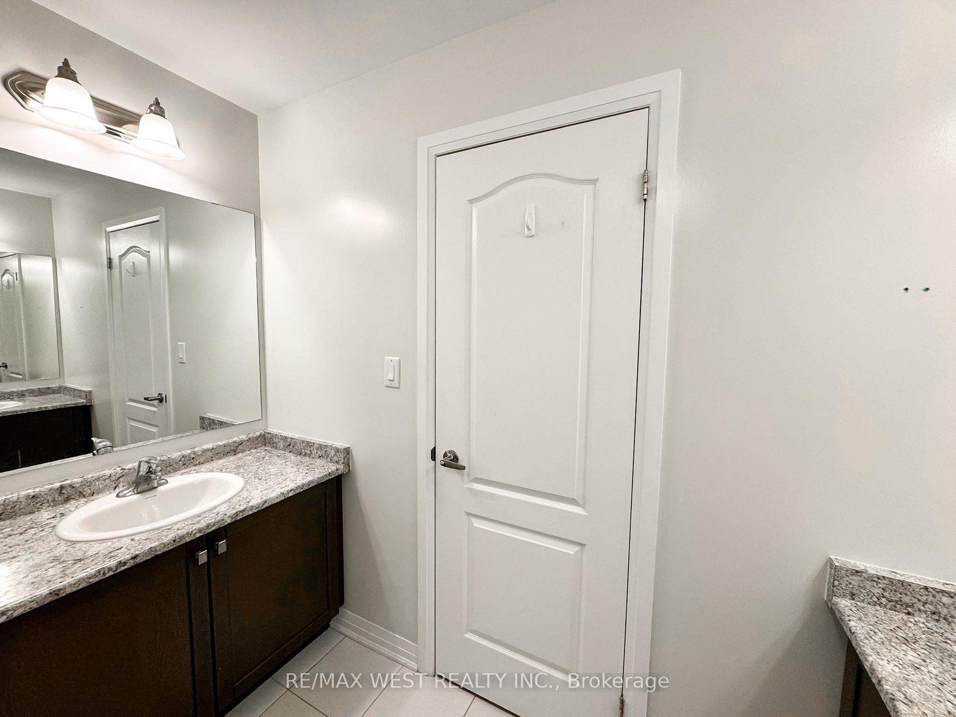 Photo 9 of 186 Parkinson Crescent, Orangeville — HOMEH