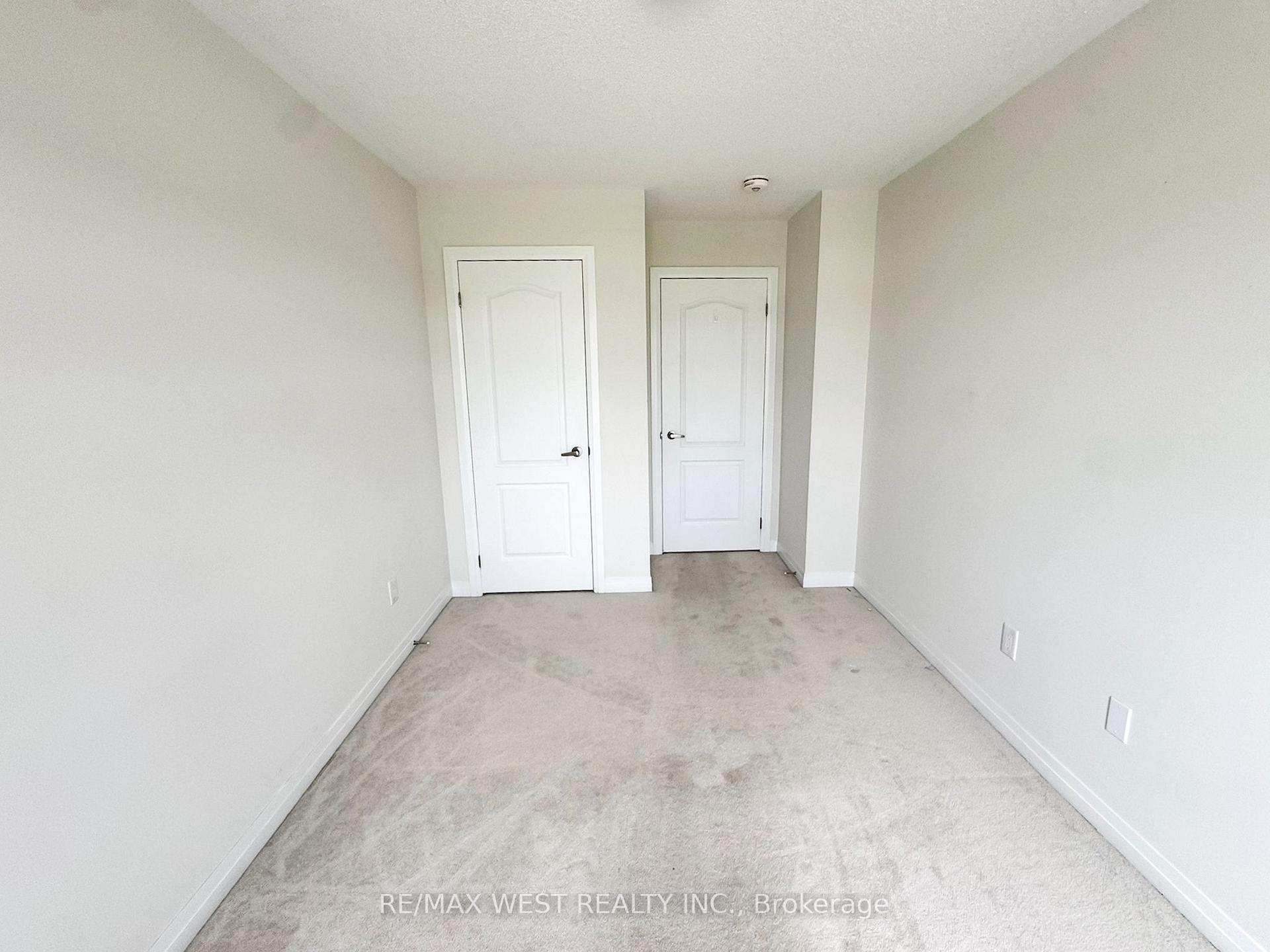 Photo 10 of 186 Parkinson Crescent, Orangeville — HOMEH
