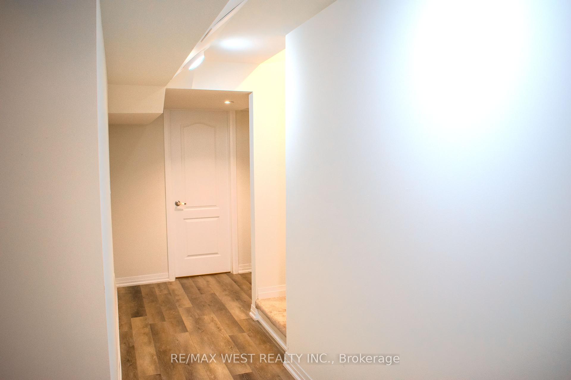 Photo 15 of 186 Parkinson Crescent, Orangeville — HOMEH