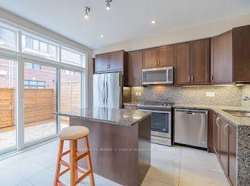 Photo 14 of 2037 Queensborough Gate, Mississauga, Central Erin Mills — HOMEH