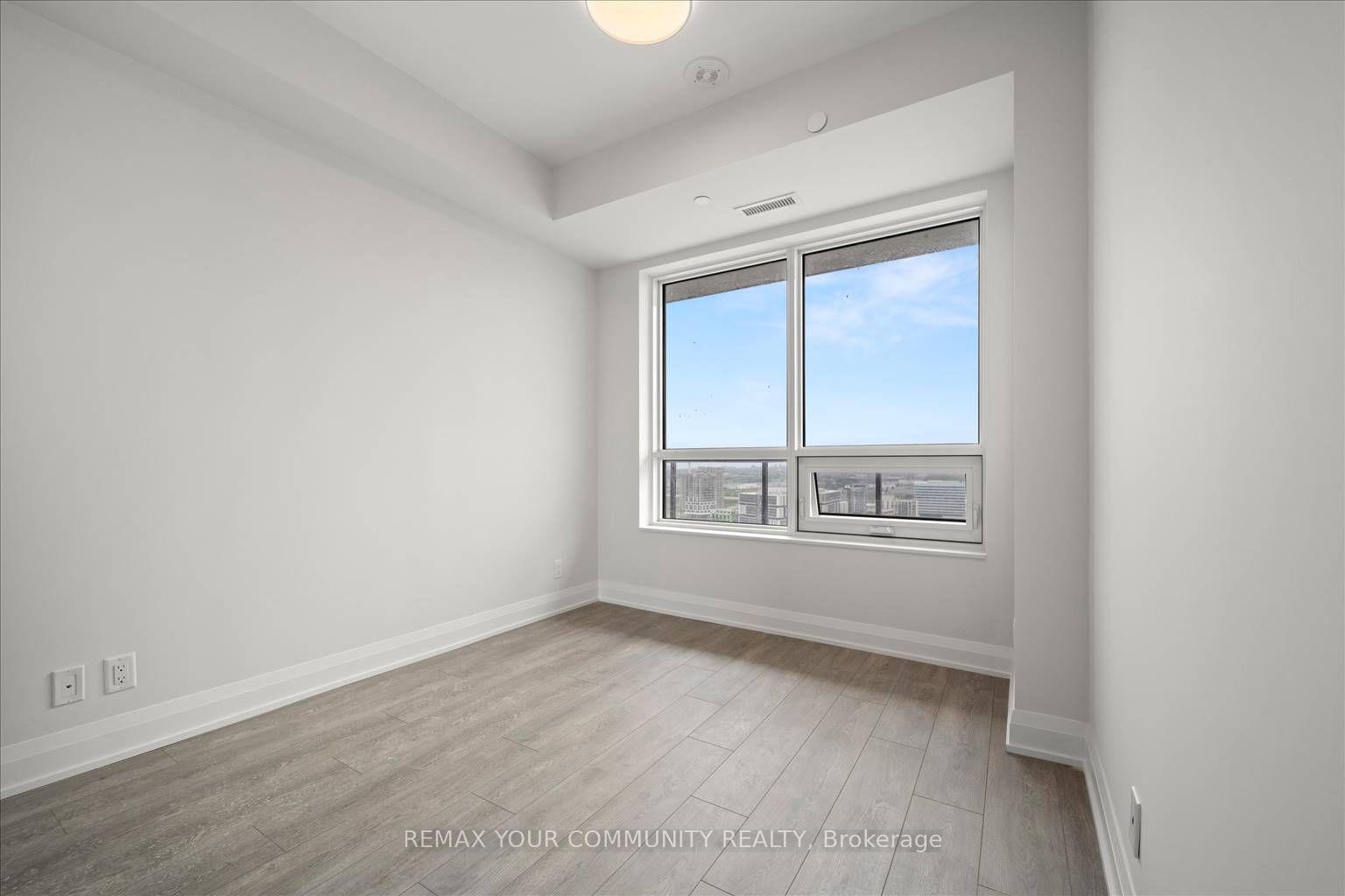 Photo 11 of Unit 3703, 8 Water Walk Drive, Markham, Unionville — HOMEH