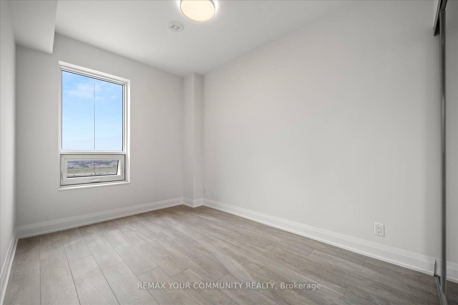 Photo 16 of Unit 3703, 8 Water Walk Drive, Markham, Unionville — HOMEH