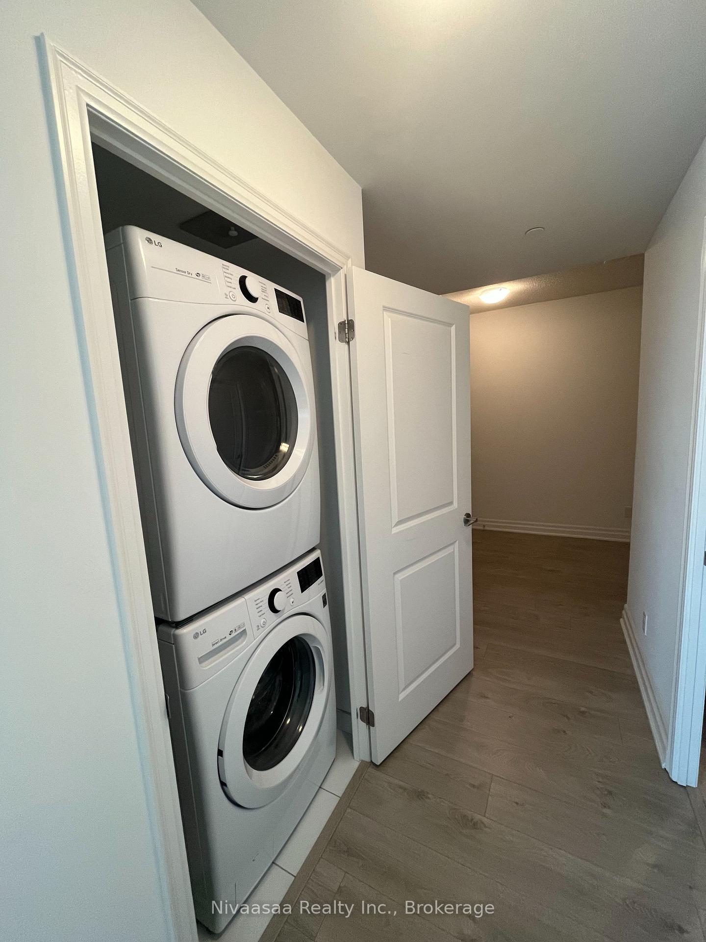 Photo 10 of Unit 301, 10 Rouge Valley Drive W, Markham, Unionville — HOMEH