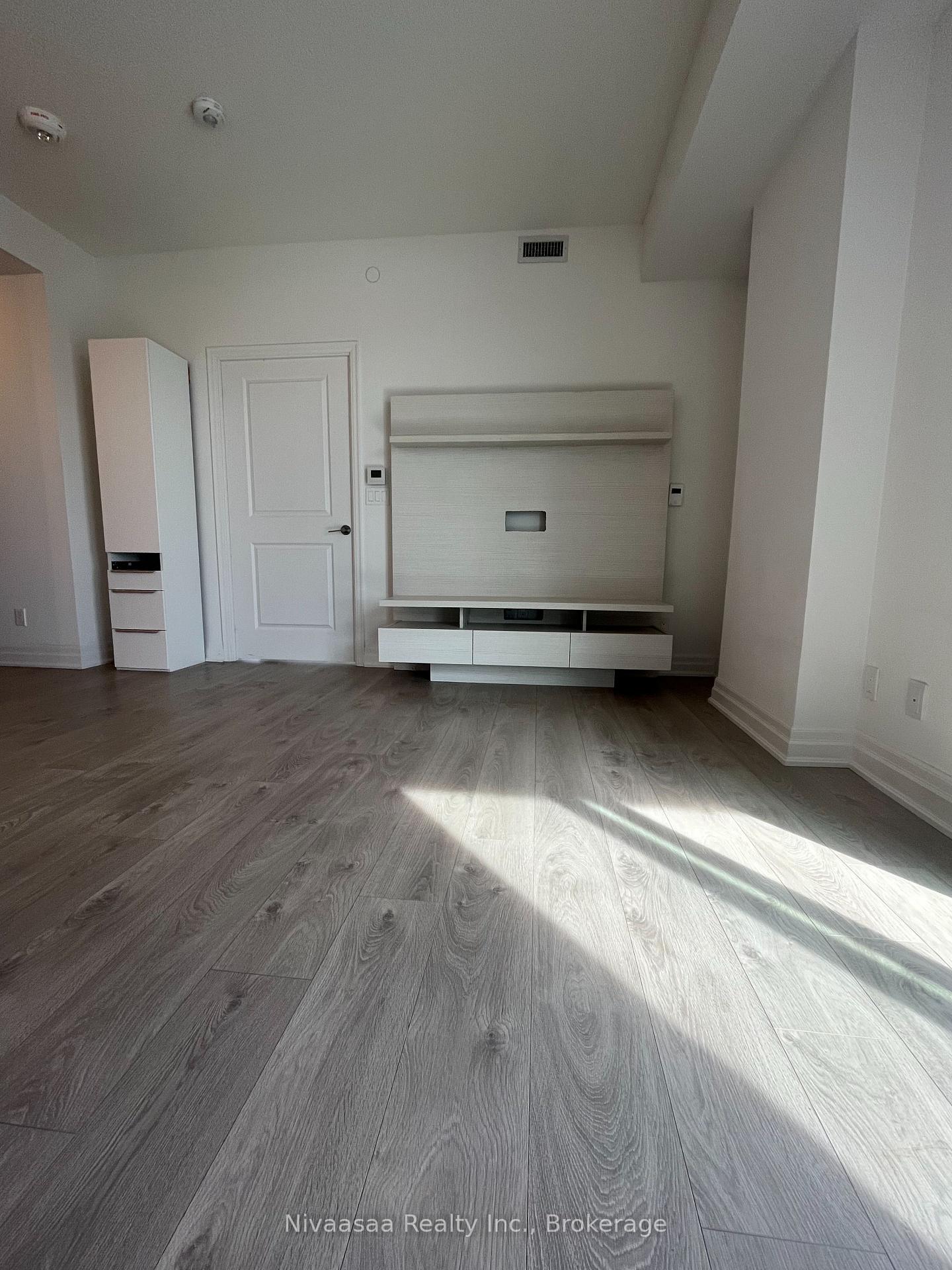 Photo 12 of Unit 301, 10 Rouge Valley Drive W, Markham, Unionville — HOMEH