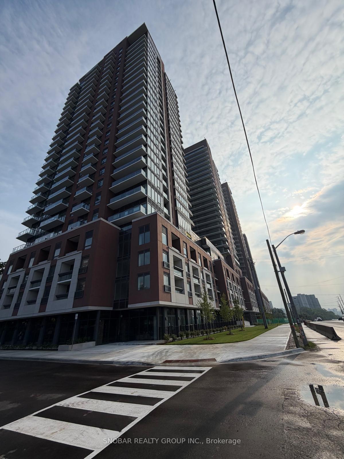 Front of Unit 223, 4000 Eglinton Avenue W