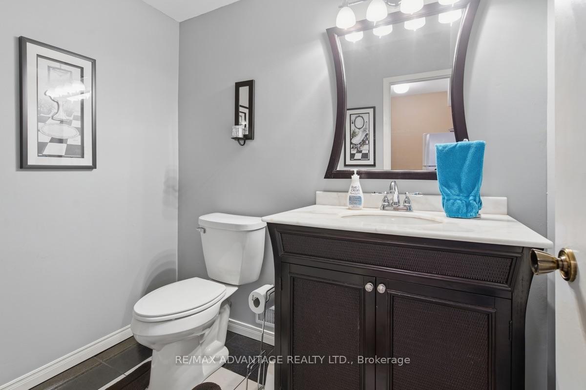 Photo 30 of 223 Ardsley Crescent, London, North I — HOMEH