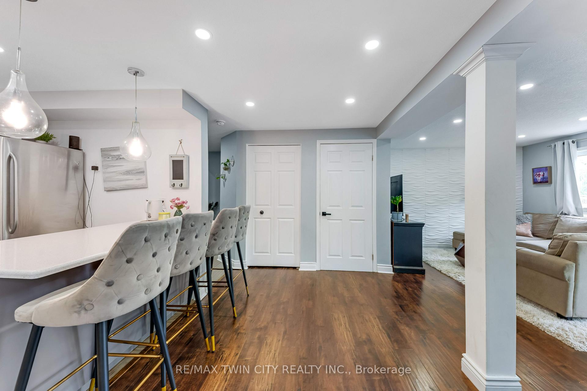 Photo 10 of 925 Copper Leaf Crescent, Kitchener, Trussler — HOMEH
