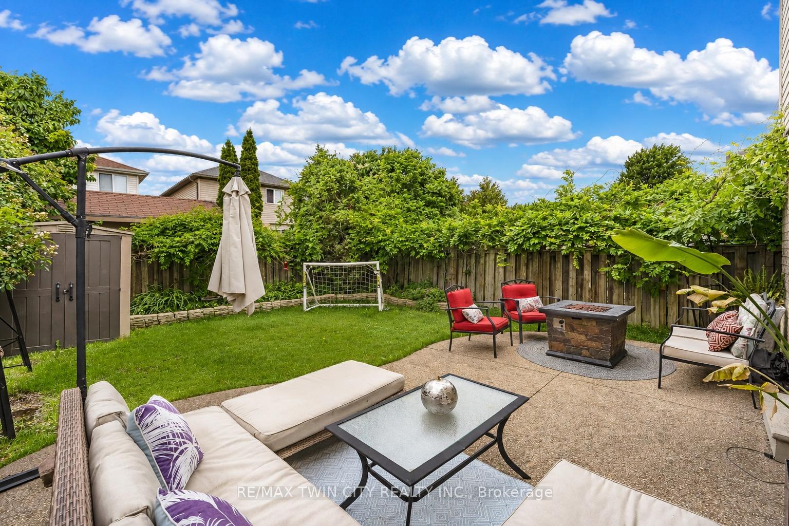 Photo 38 of 925 Copper Leaf Crescent, Kitchener, Trussler — HOMEH