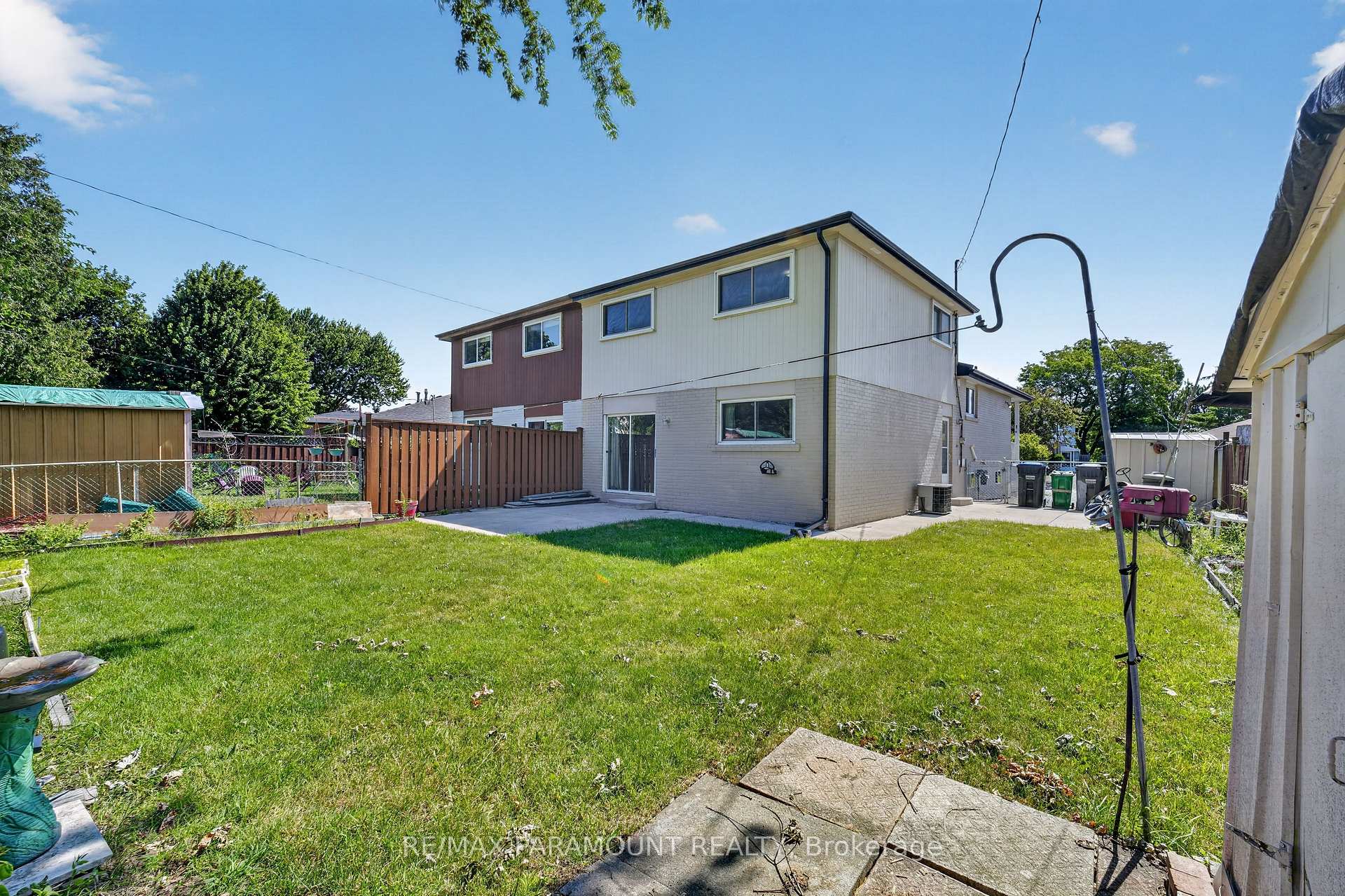 Photo 40 of 66 Doncaster Drive, Brampton, Southgate — HOMEH