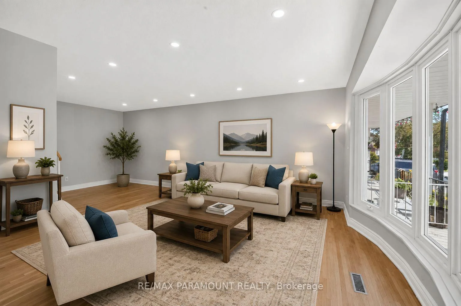 Photo 6 of 66 Doncaster Drive, Brampton, Southgate — HOMEH