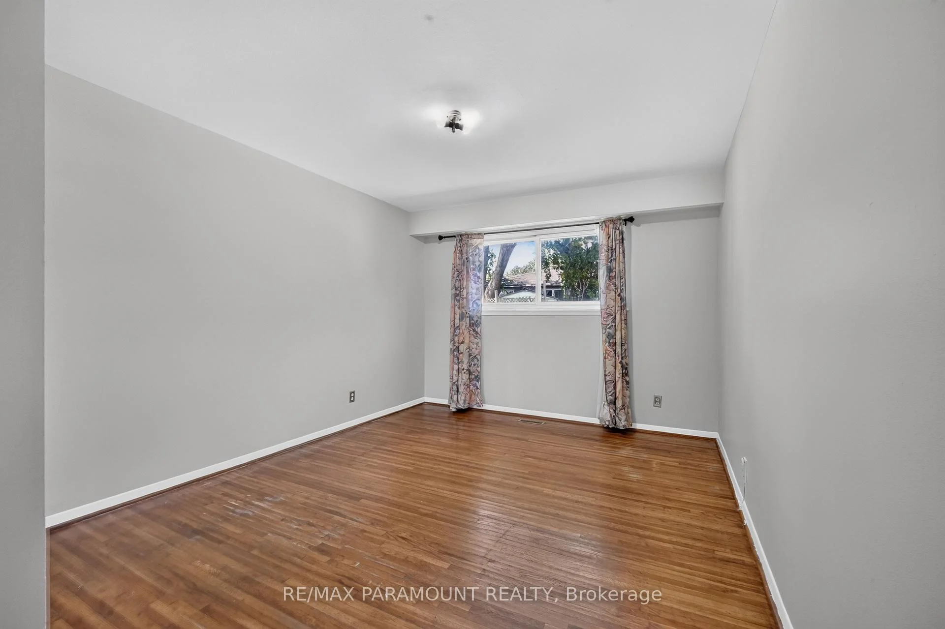 Photo 30 of 66 Doncaster Drive, Brampton, Southgate — HOMEH