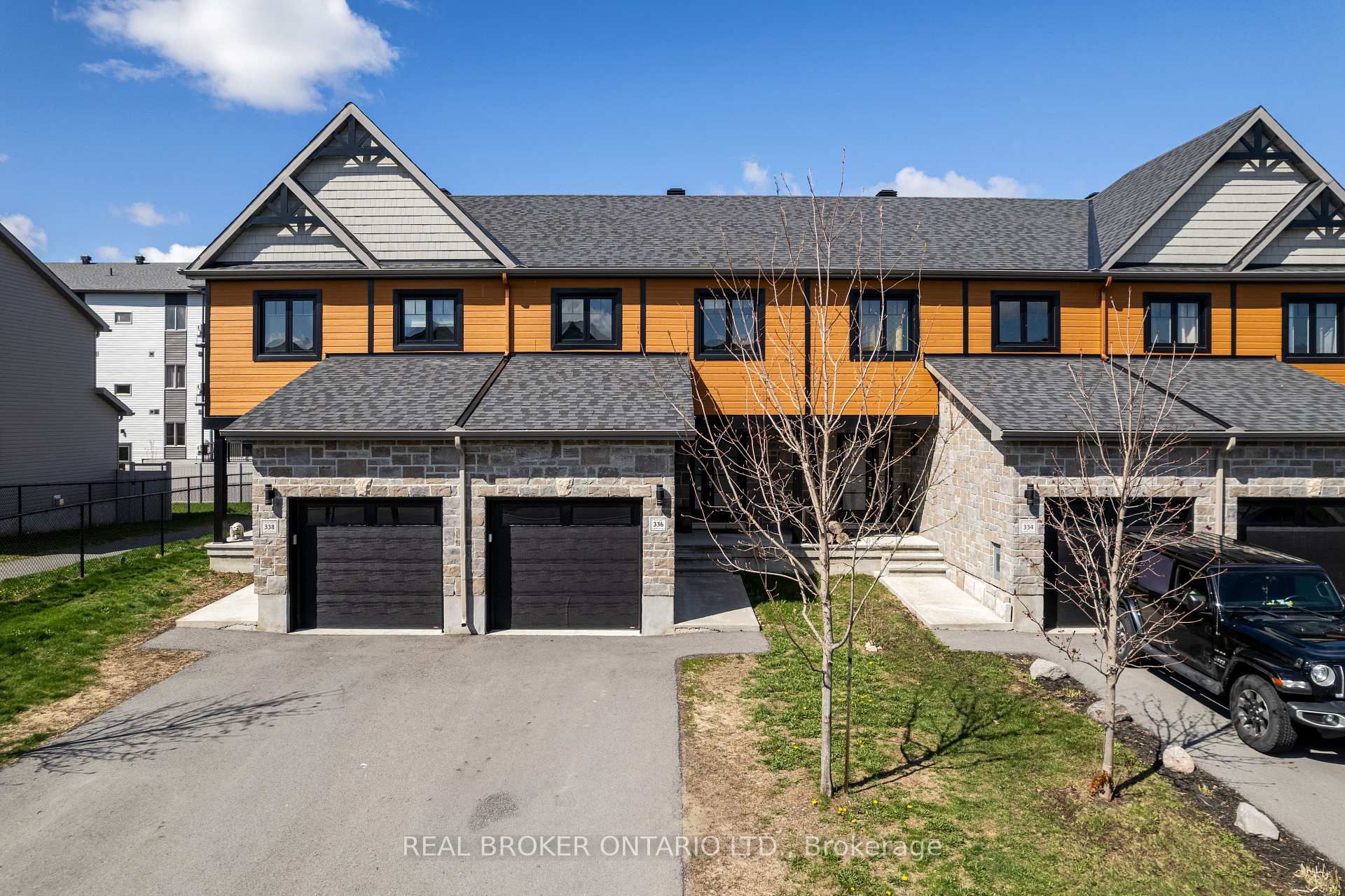 Photo 1 of 336 Twilight Avenue, Russell, Village of Russell — HOMEH