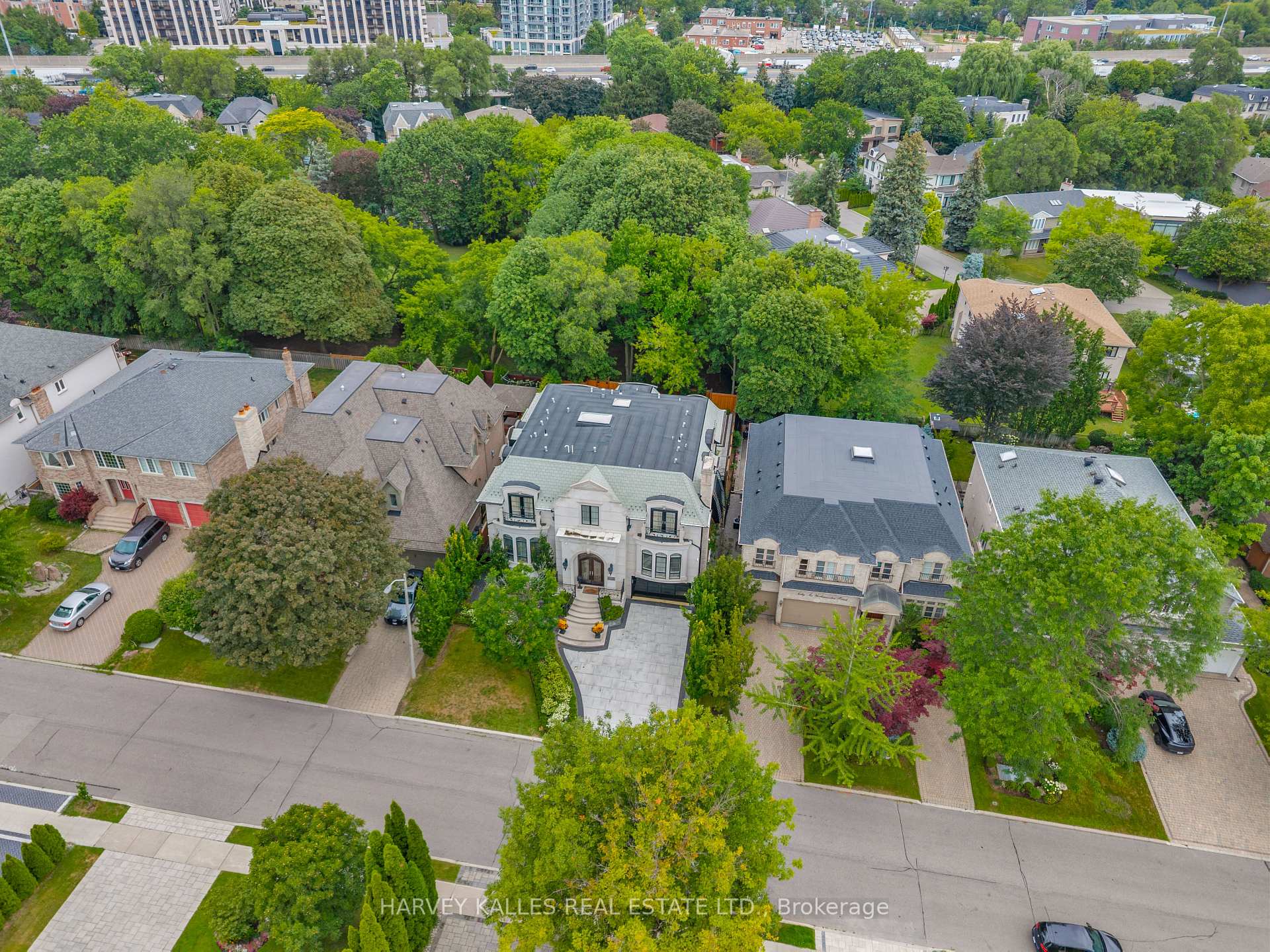 Photo 3 of 64 Yorkminster Road, North York, St. Andrew-Windfields — HOMEH