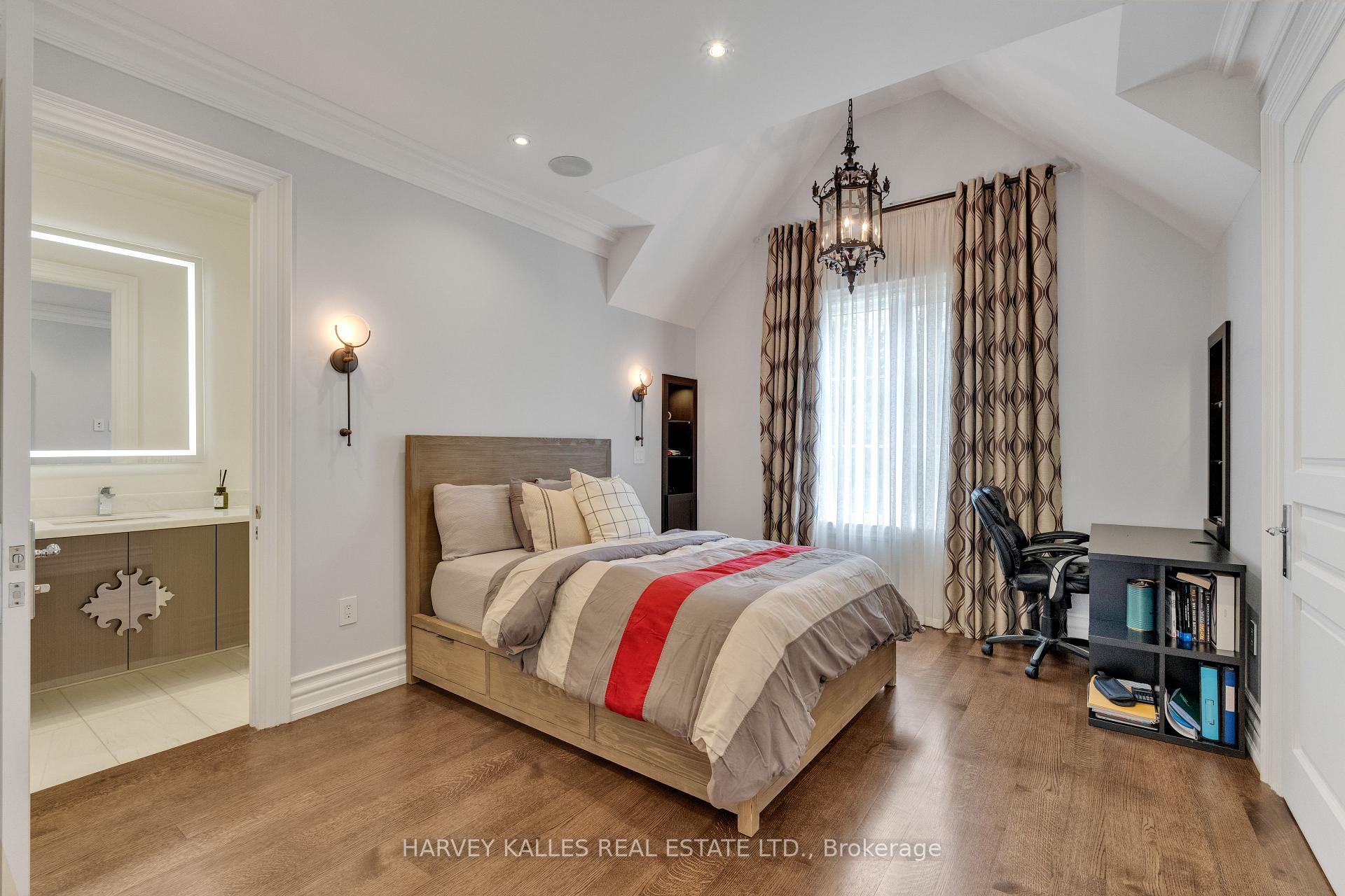 Photo 40 of 64 Yorkminster Road, North York, St. Andrew-Windfields — HOMEH