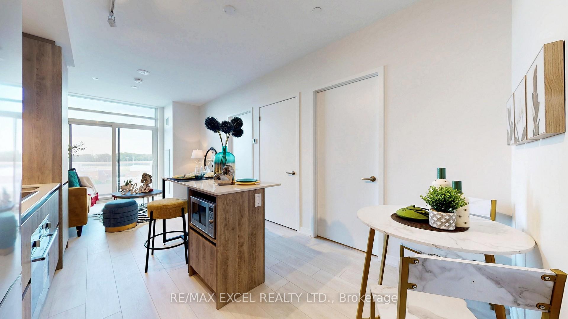 Photo 11 of Unit 802, 8 Beverley Glen Boulevard, Vaughan, Beverley Glen — HOMEH