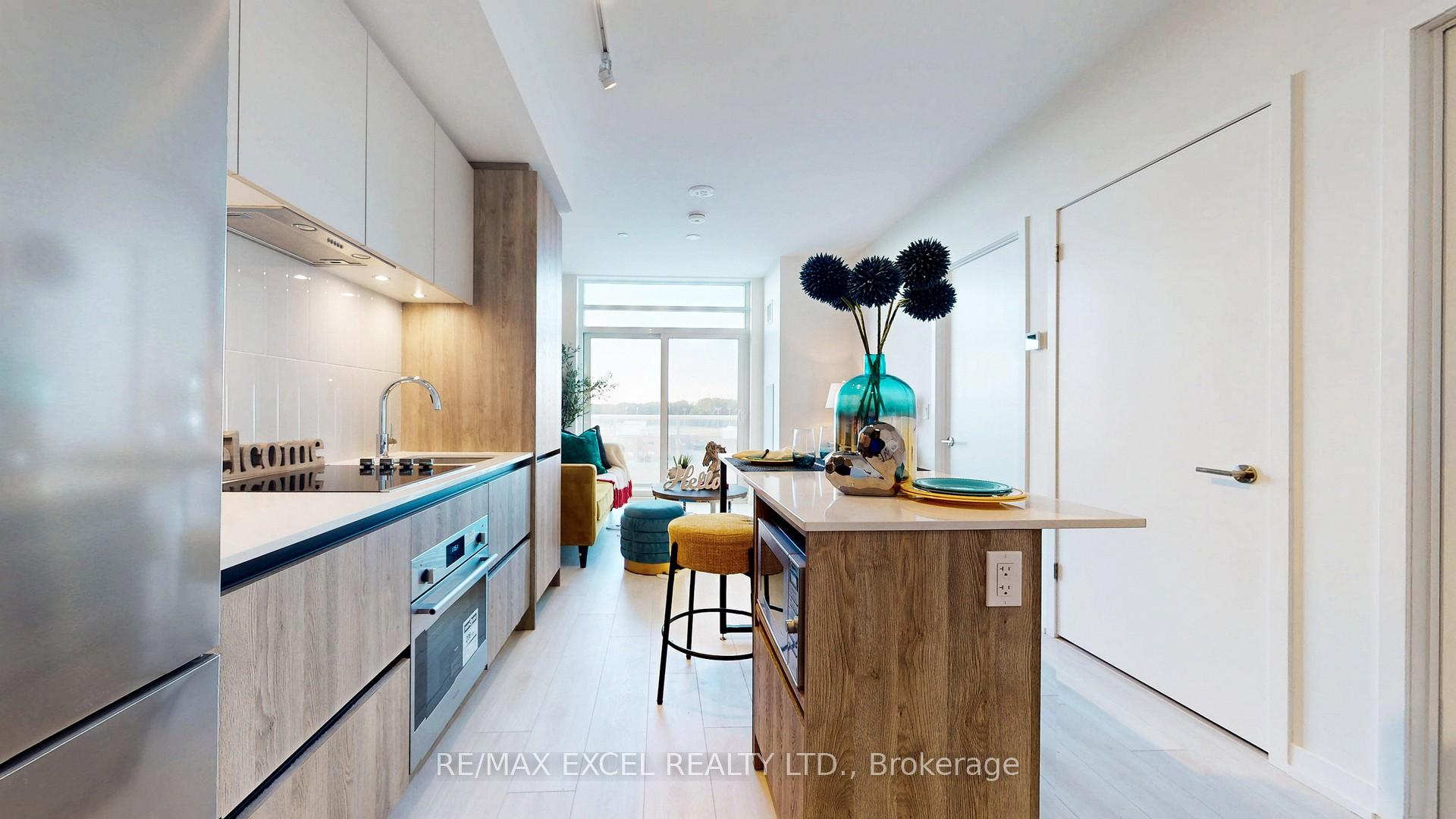 Photo 12 of Unit 802, 8 Beverley Glen Boulevard, Vaughan, Beverley Glen — HOMEH