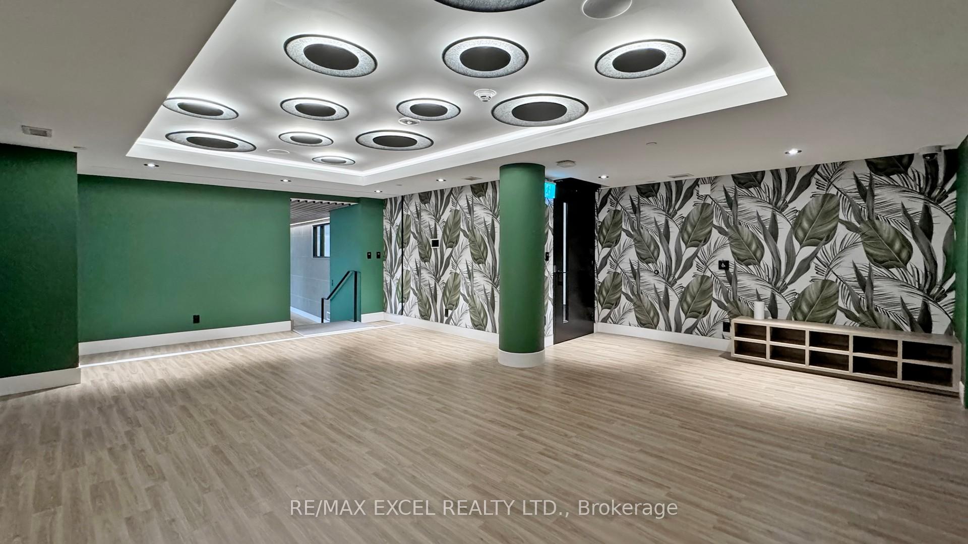 Photo 29 of Unit 802, 8 Beverley Glen Boulevard, Vaughan, Beverley Glen — HOMEH