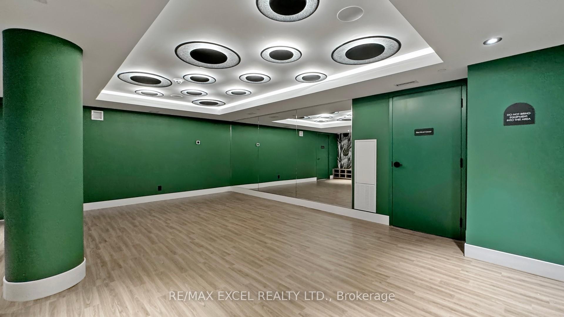 Photo 30 of Unit 802, 8 Beverley Glen Boulevard, Vaughan, Beverley Glen — HOMEH