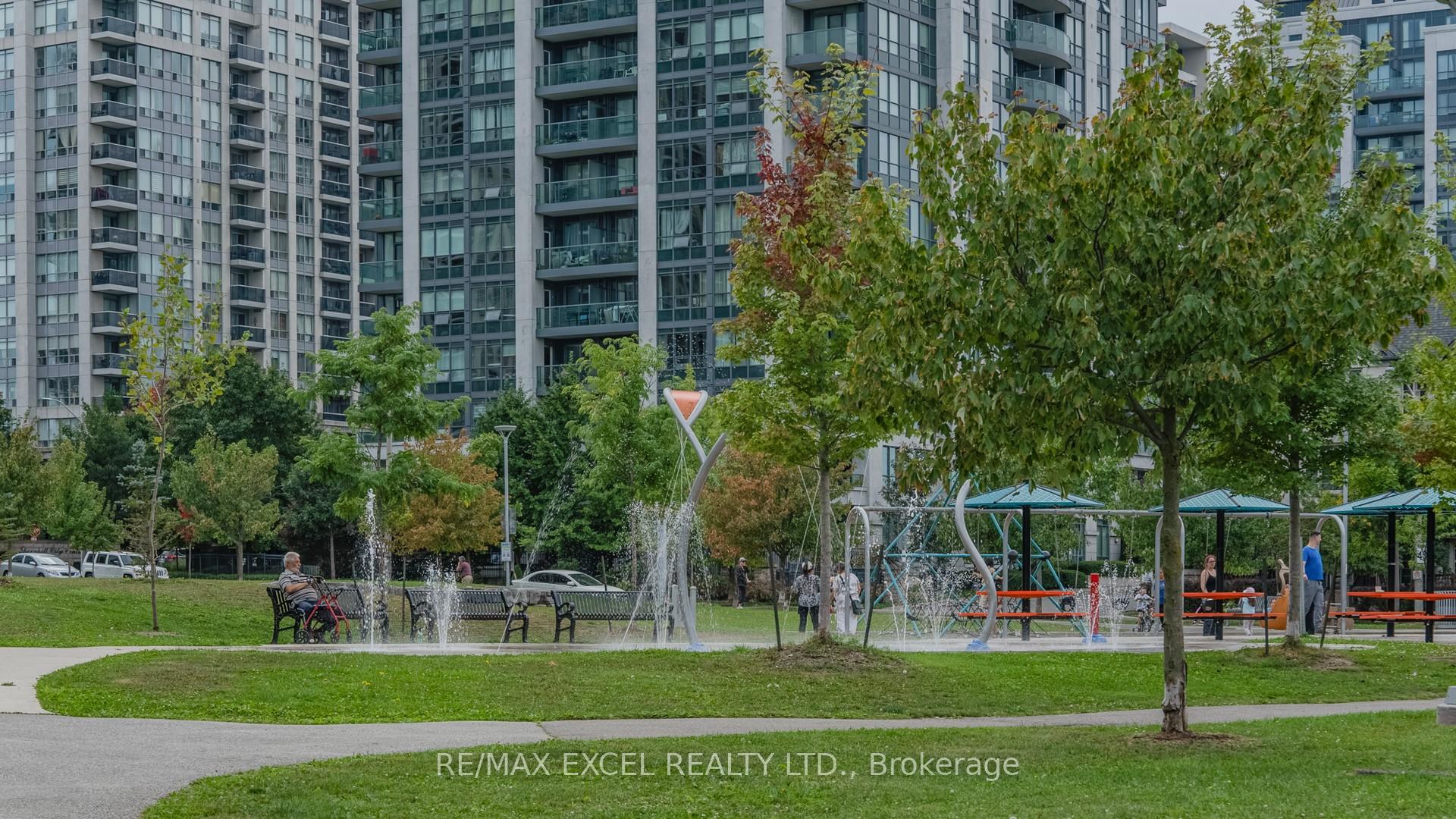 Photo 43 of Unit 802, 8 Beverley Glen Boulevard, Vaughan, Beverley Glen — HOMEH