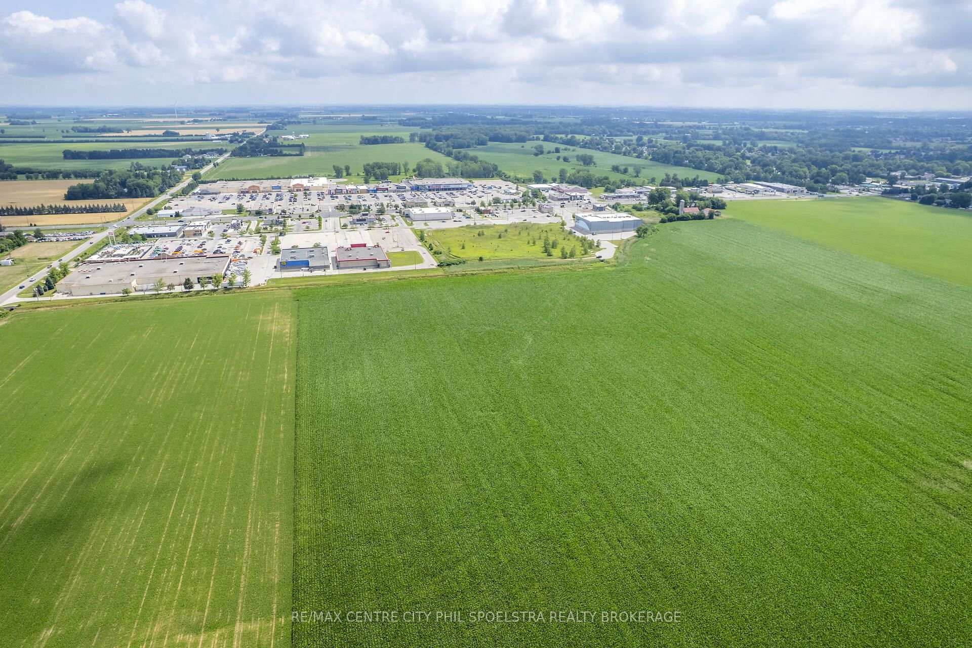 Photo 11 of 750 St Clair Street, Chatham-Kent, Chatham — HOMEH