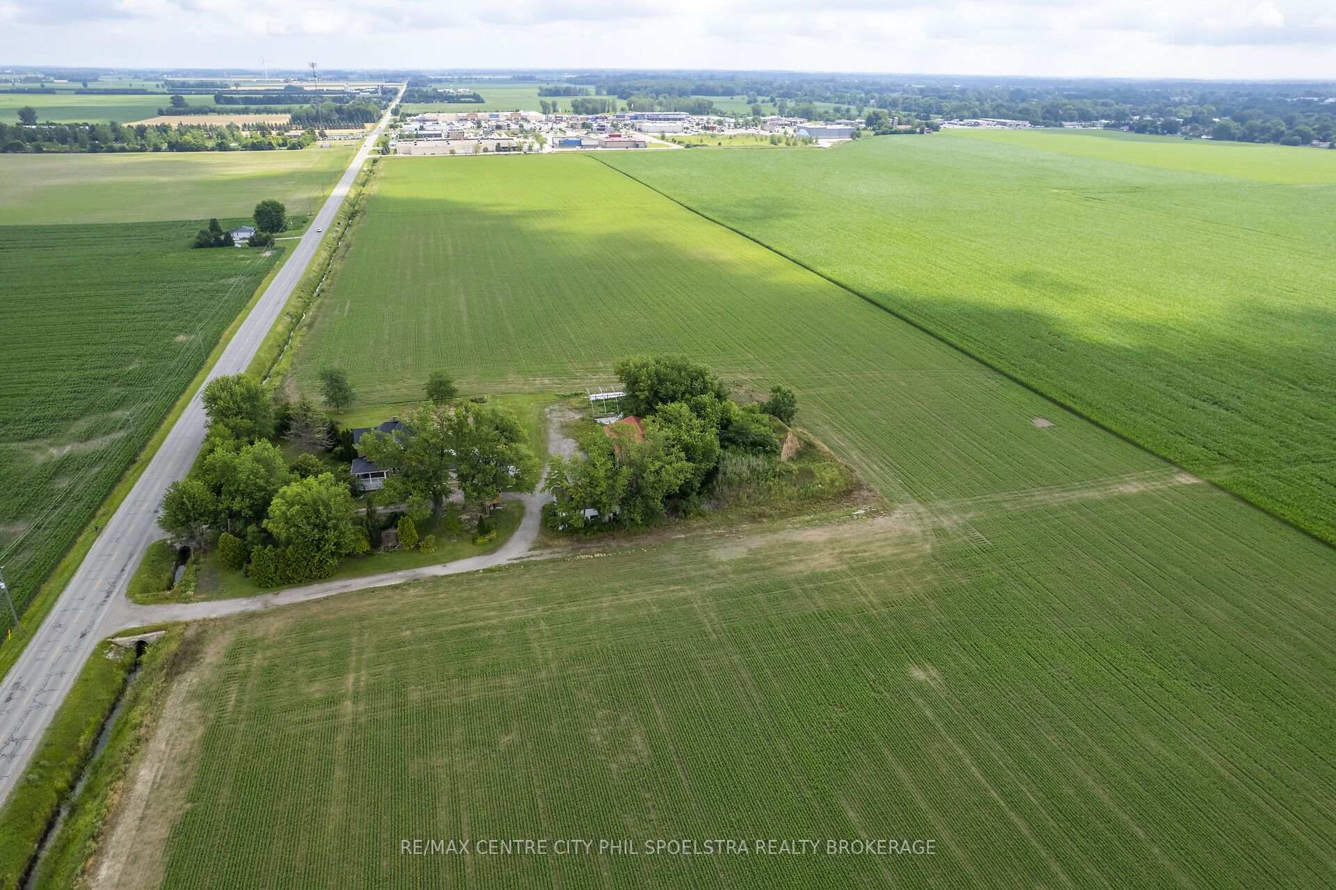Photo 13 of 750 St Clair Street, Chatham-Kent, Chatham — HOMEH