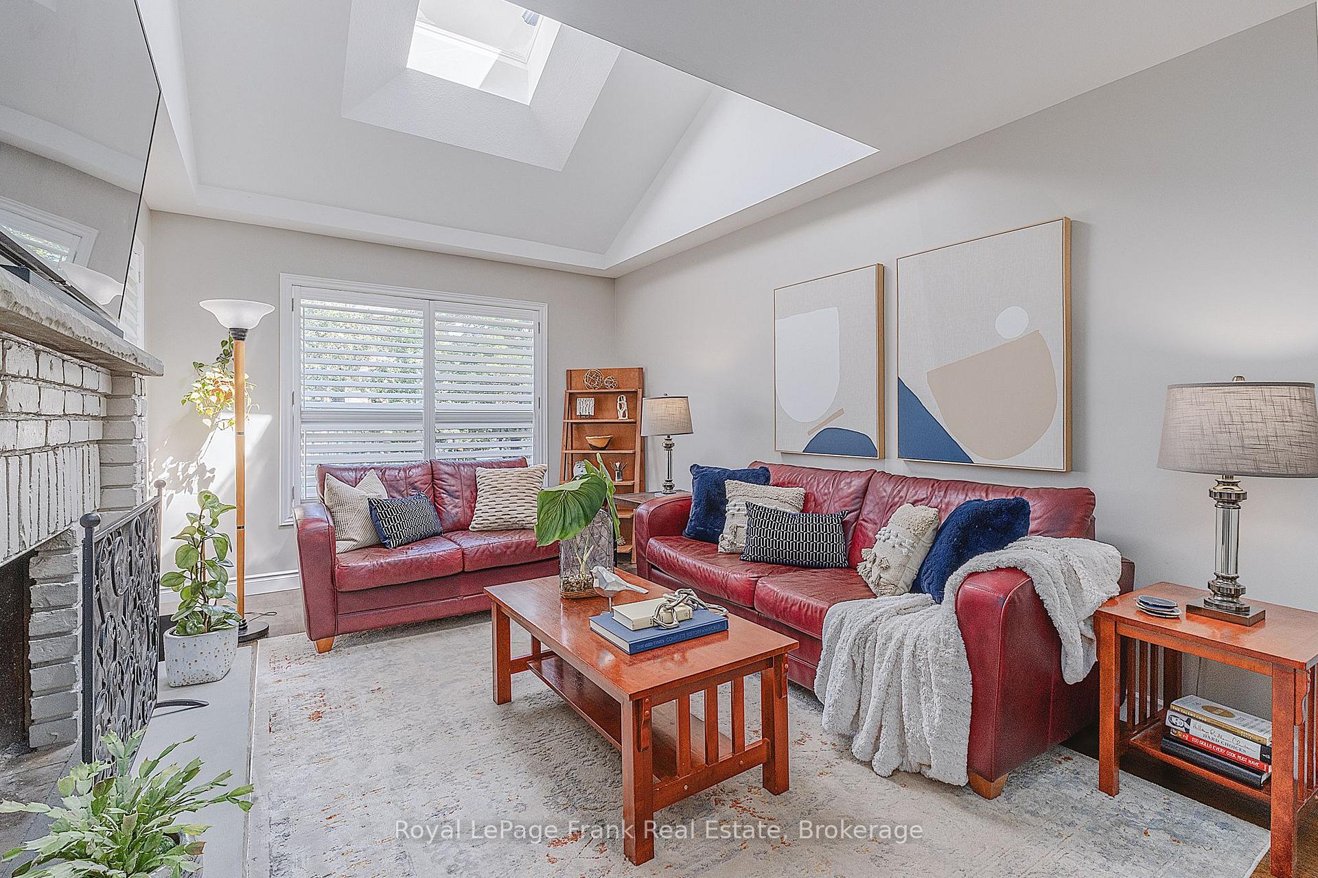 Photo 19 of 10 Cork Drive, Whitby, Pringle Creek — HOMEH