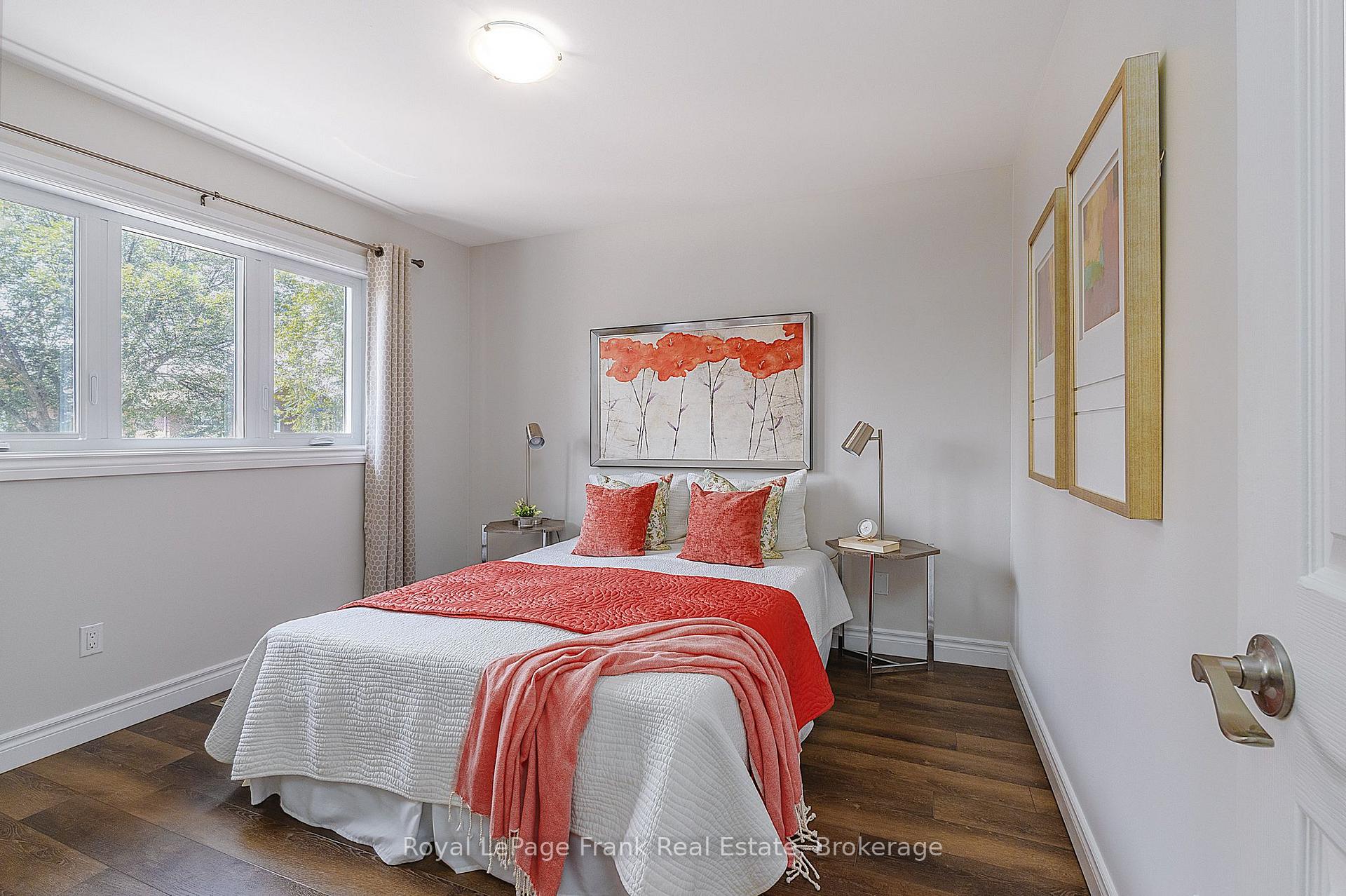 Photo 40 of 10 Cork Drive, Whitby, Pringle Creek — HOMEH