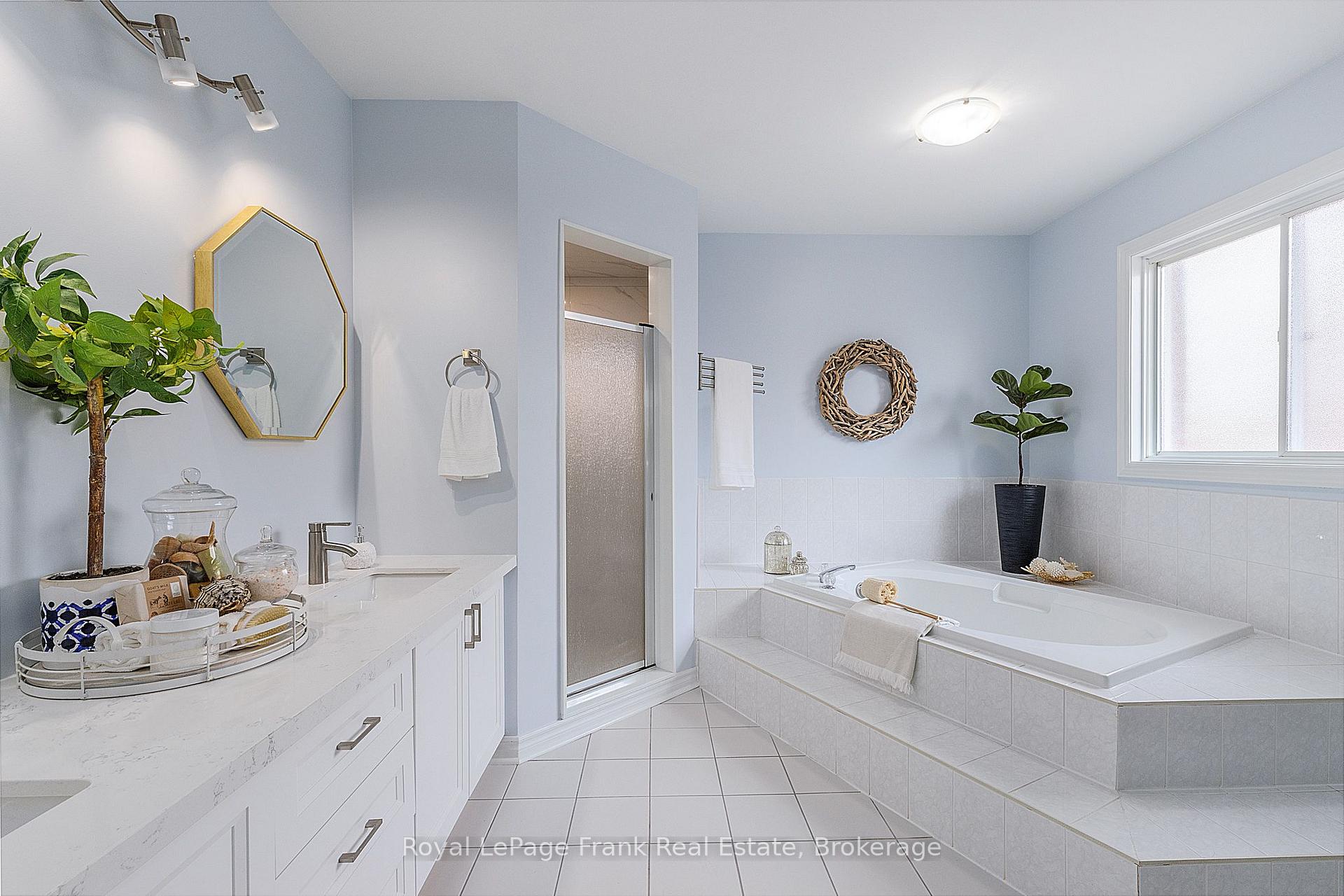 Photo 44 of 10 Cork Drive, Whitby, Pringle Creek — HOMEH