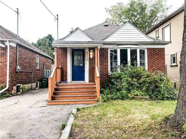 Front of 318 Woodmount Avenue