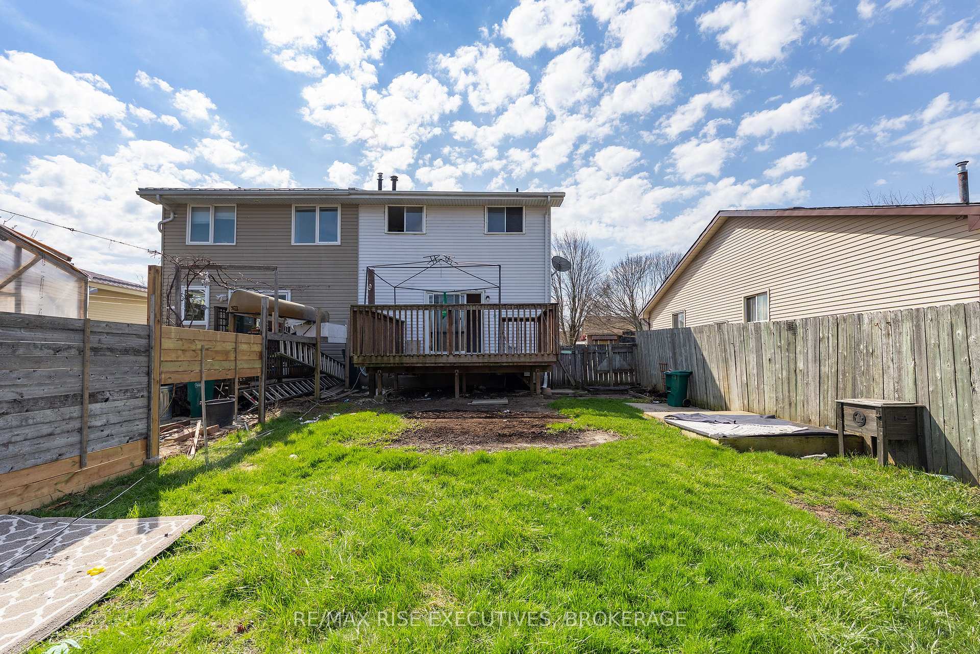 Photo 10 of 75 Wycliffe Crescent, Kingston, East of Sir John A. Blvd — HOMEH