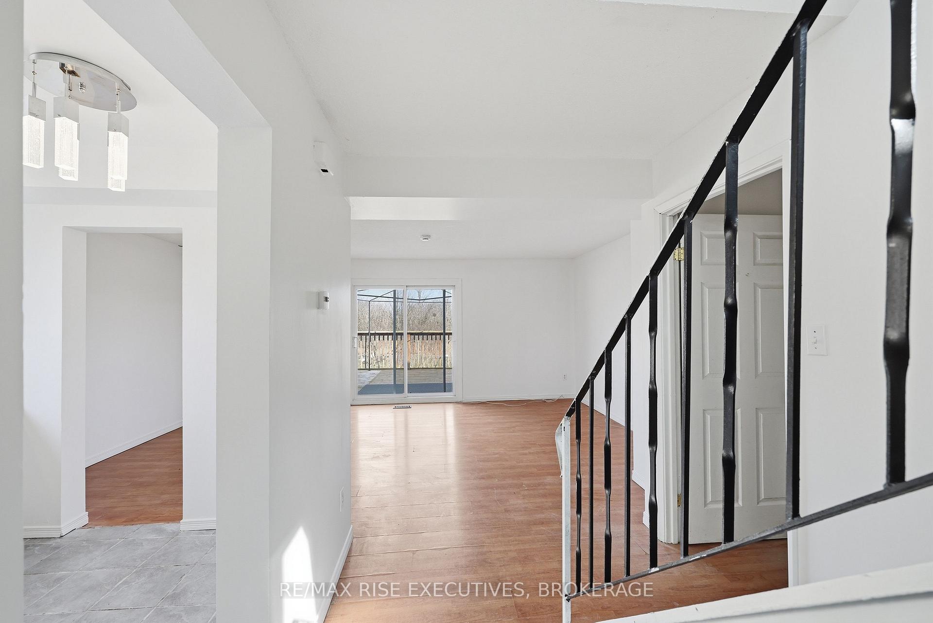 Photo 16 of 75 Wycliffe Crescent, Kingston, East of Sir John A. Blvd — HOMEH