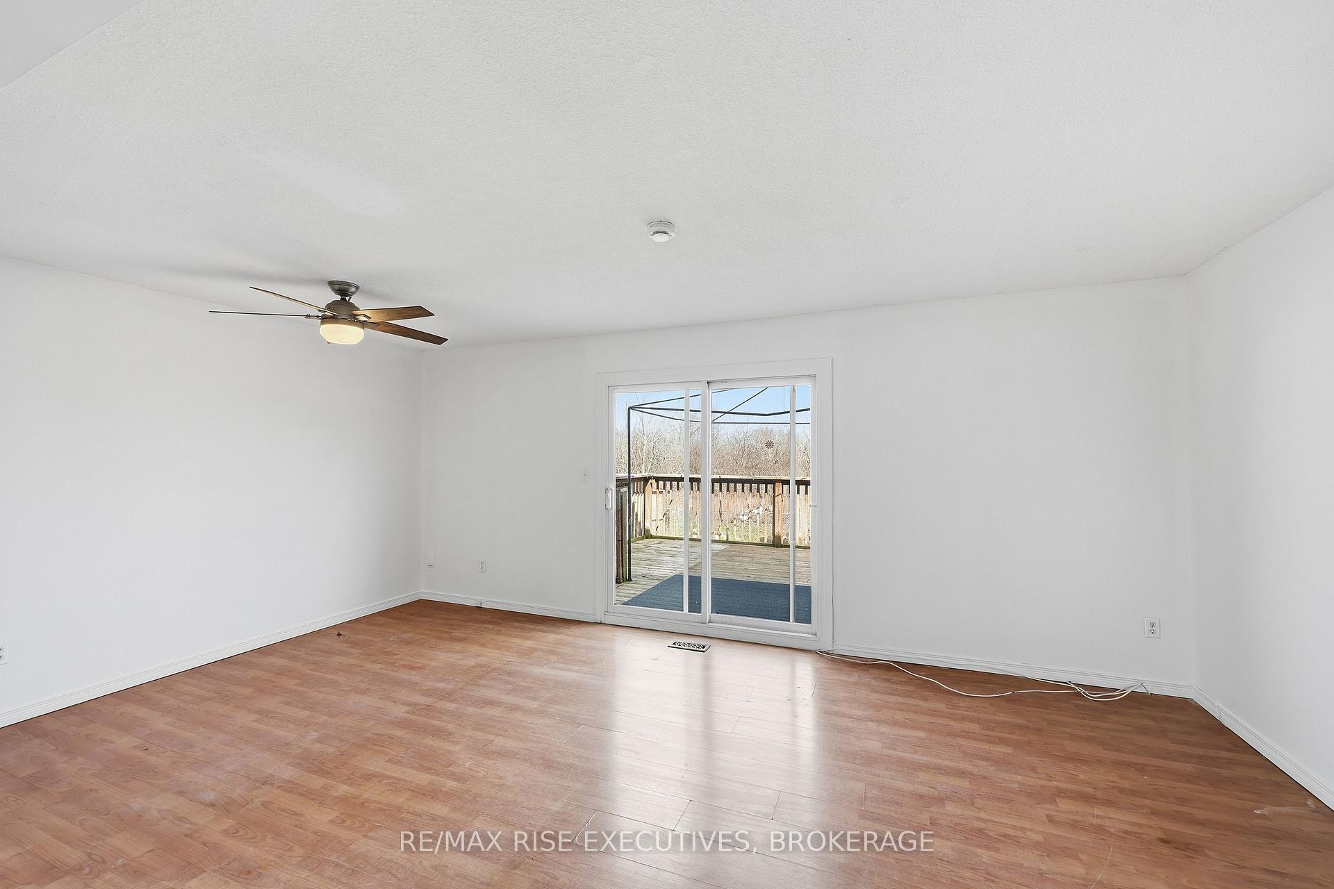 Photo 17 of 75 Wycliffe Crescent, Kingston, East of Sir John A. Blvd — HOMEH