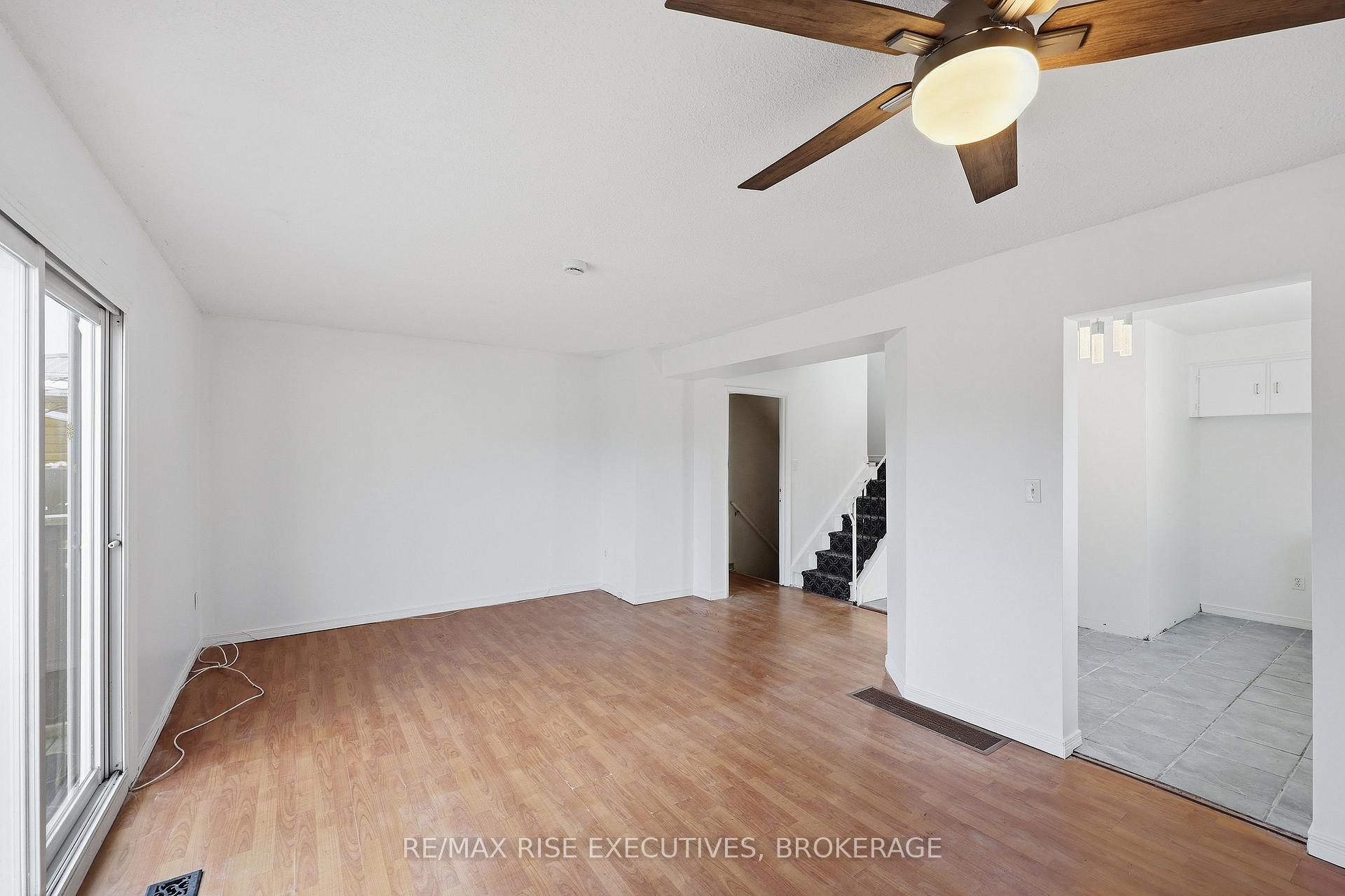 Photo 19 of 75 Wycliffe Crescent, Kingston, East of Sir John A. Blvd — HOMEH