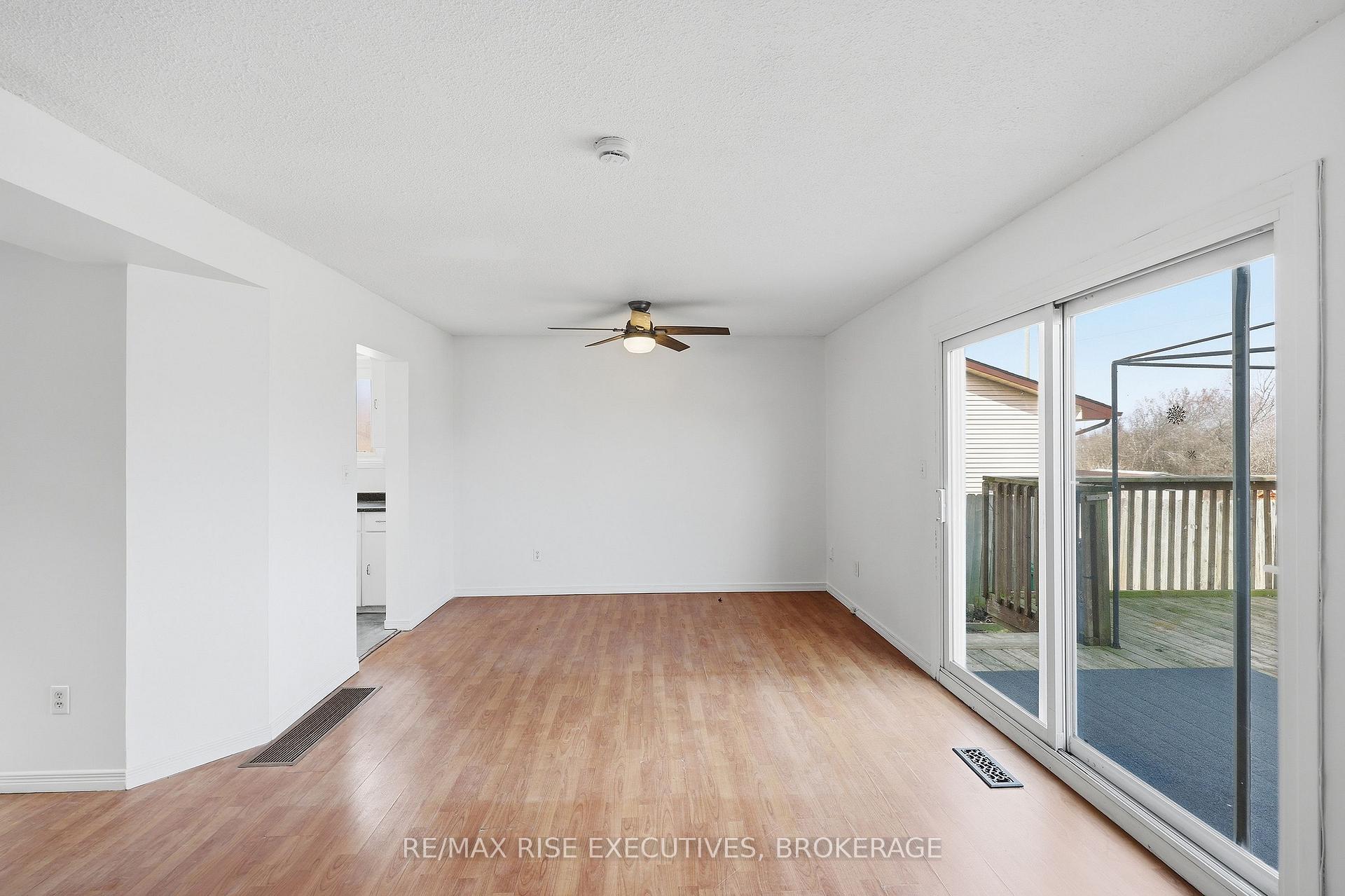 Photo 21 of 75 Wycliffe Crescent, Kingston, East of Sir John A. Blvd — HOMEH