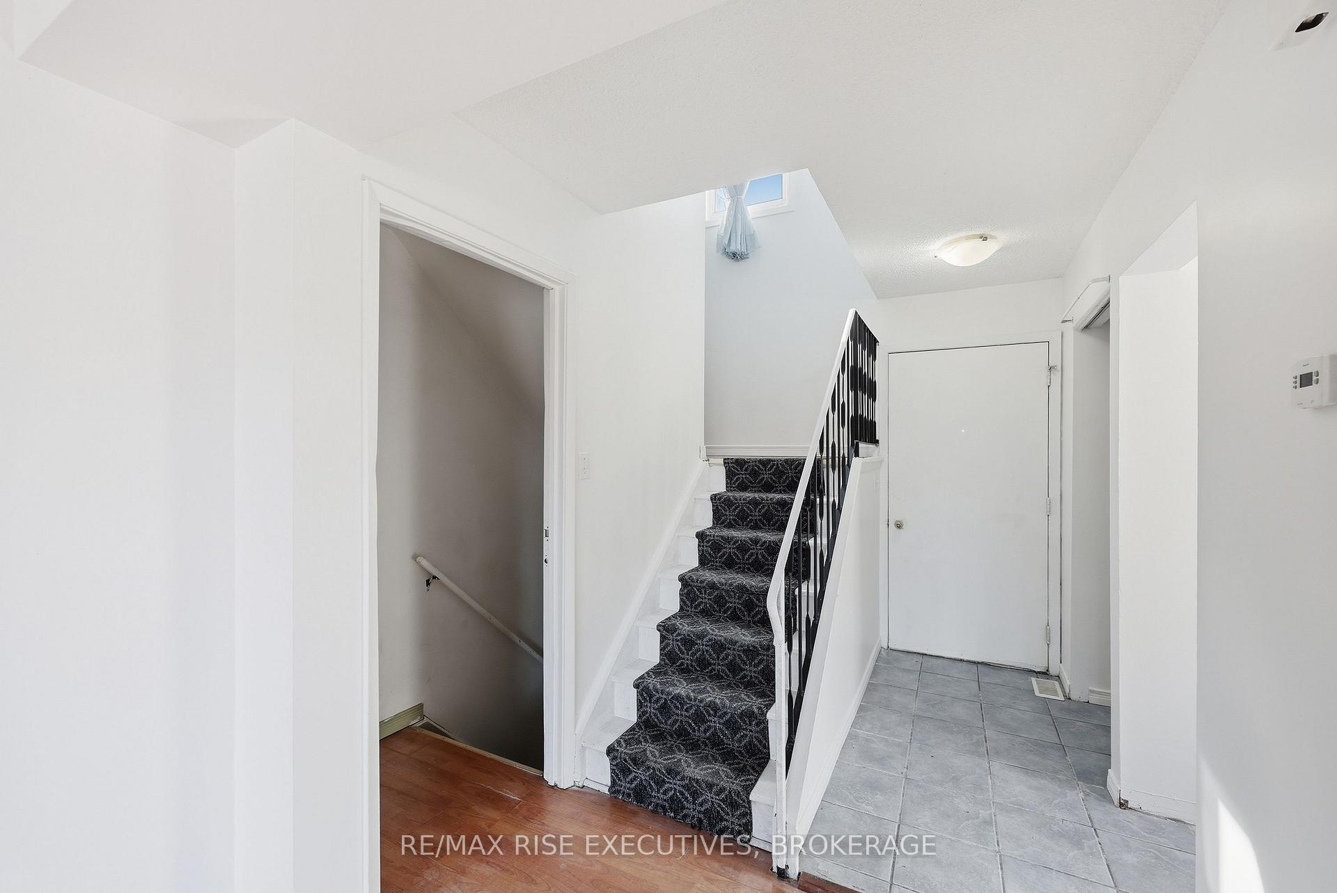 Photo 22 of 75 Wycliffe Crescent, Kingston, East of Sir John A. Blvd — HOMEH