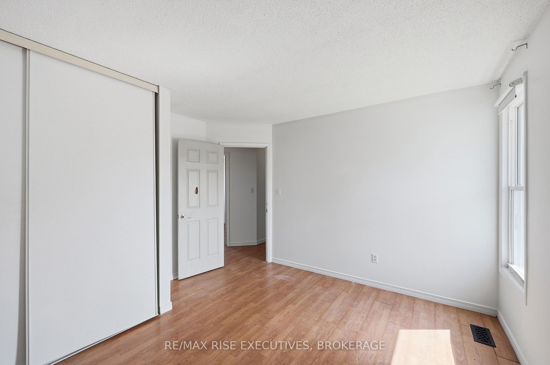 Photo 30 of 75 Wycliffe Crescent, Kingston, East of Sir John A. Blvd — HOMEH