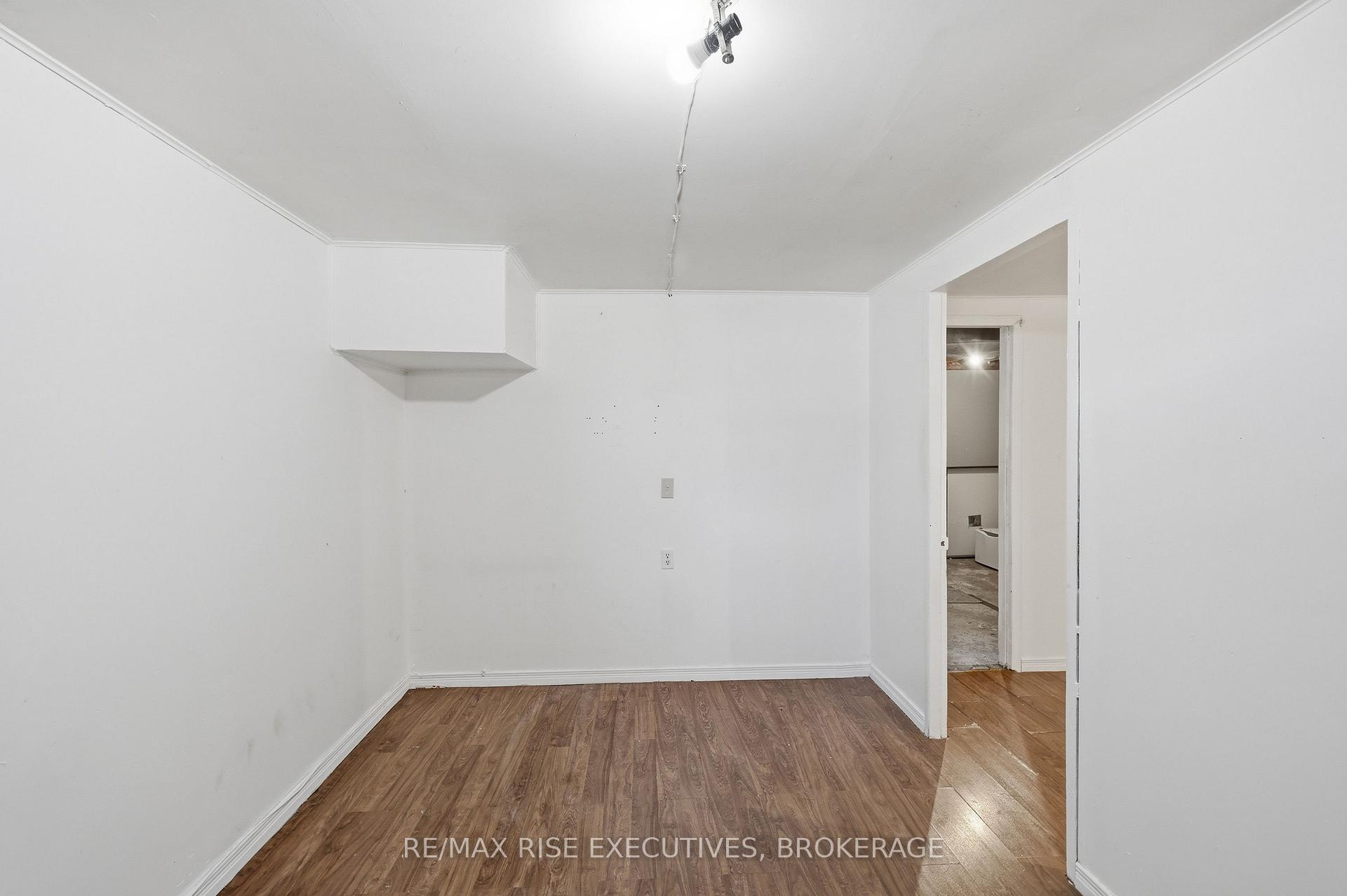 Photo 39 of 75 Wycliffe Crescent, Kingston, East of Sir John A. Blvd — HOMEH