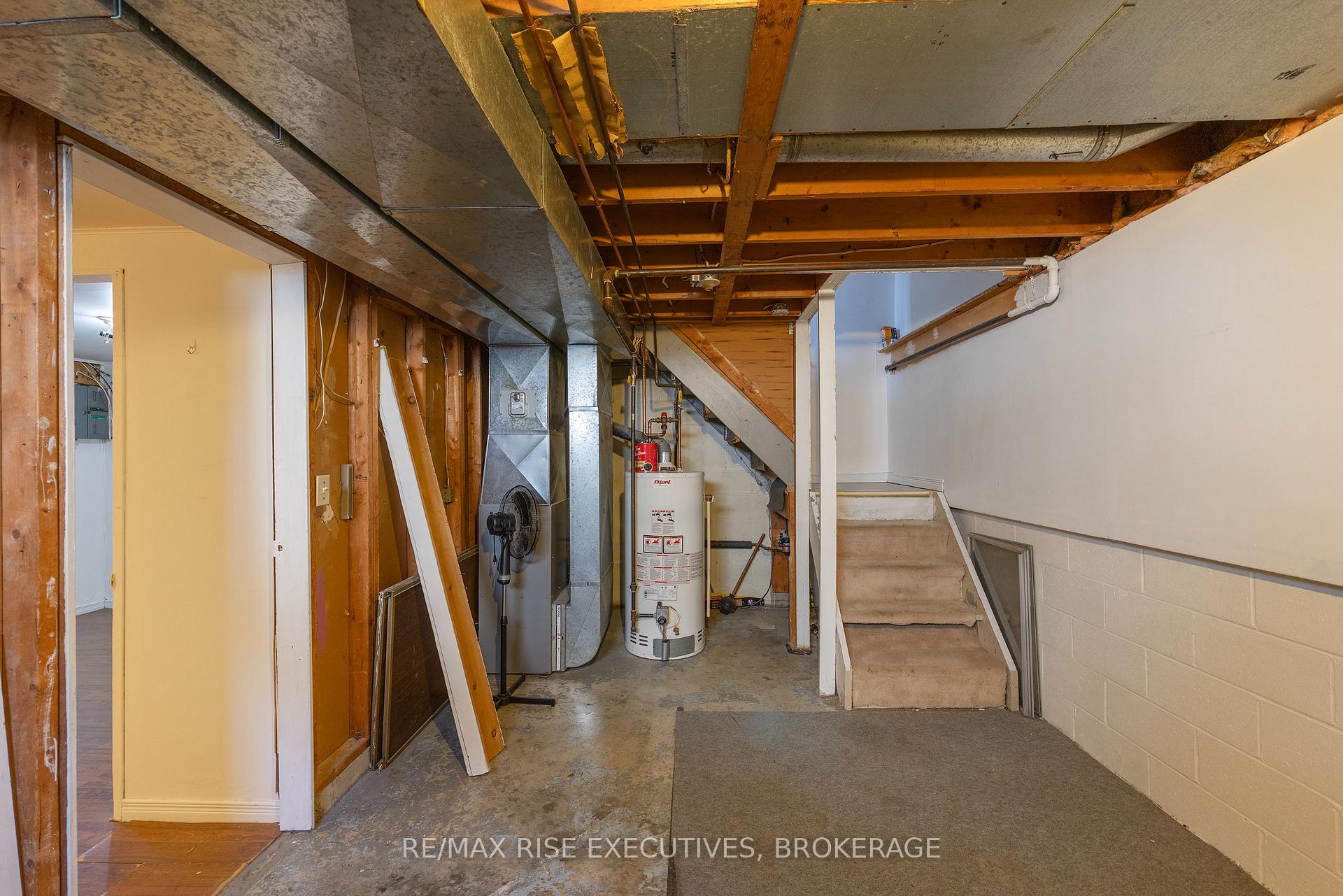 Photo 40 of 75 Wycliffe Crescent, Kingston, East of Sir John A. Blvd — HOMEH
