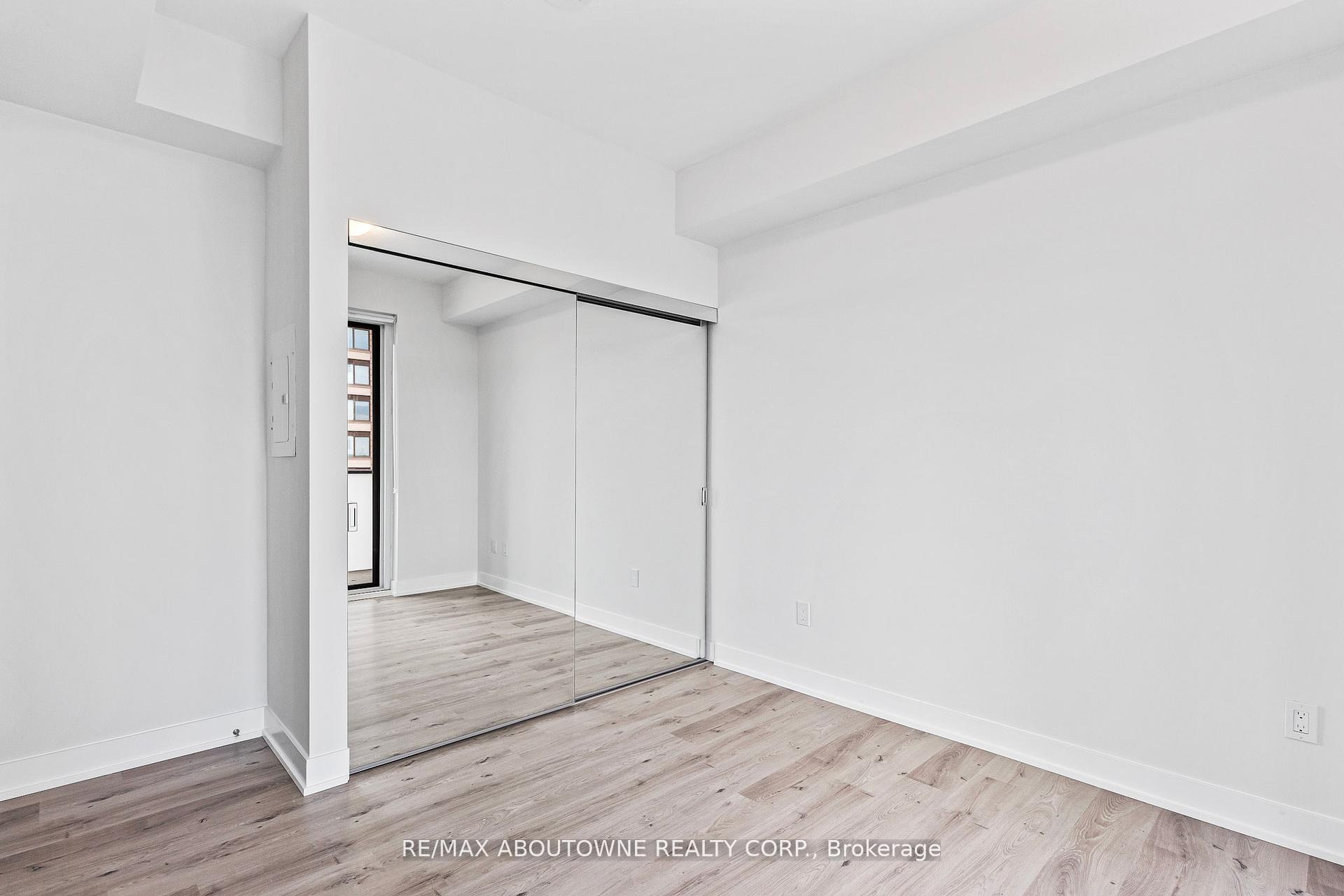 Photo 11 of Unit 1003, 430 Square One Drive, Mississauga, City Centre — HOMEH
